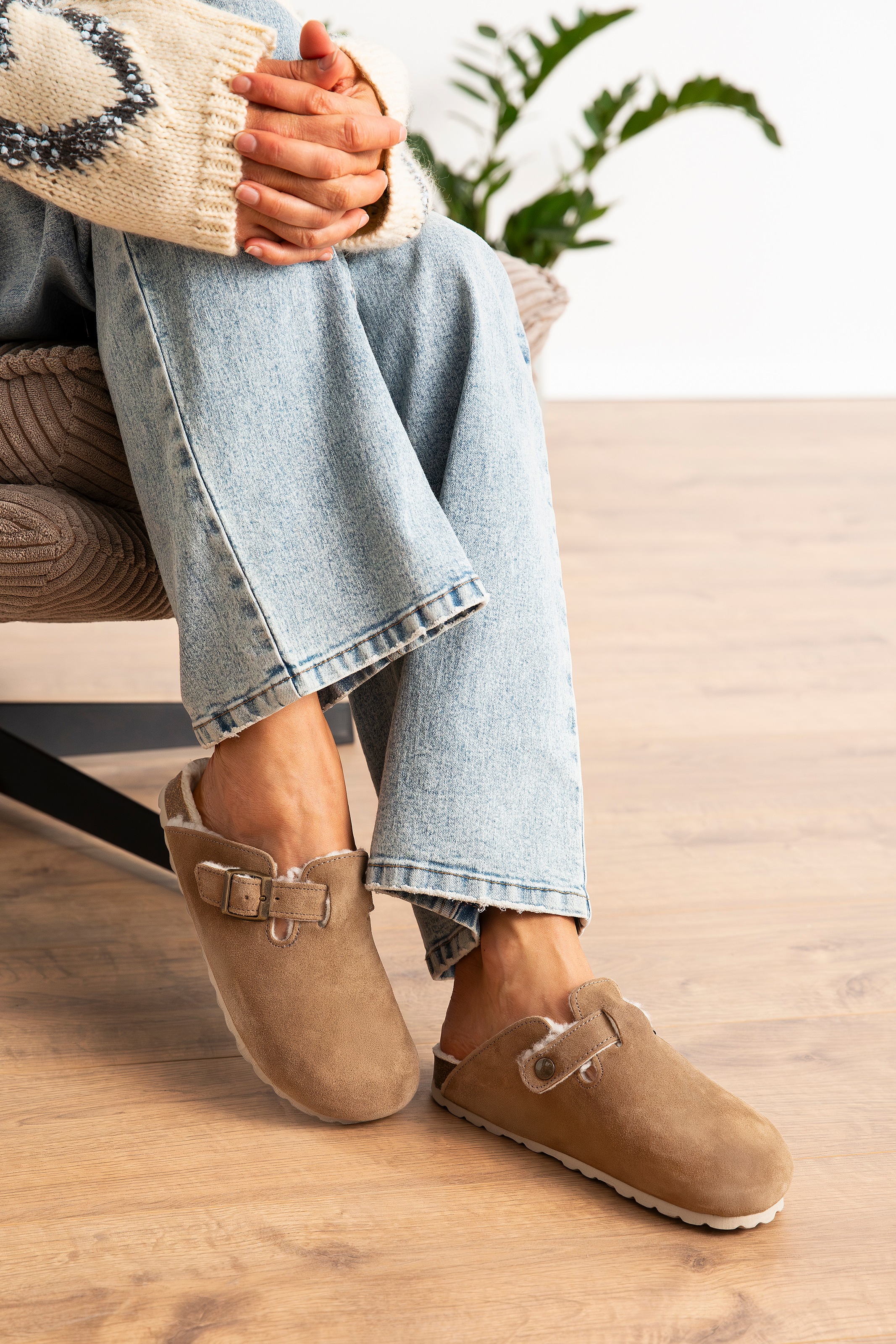 Aniston SHOES Sabot »Esc«  chausson, pantoufle, chausson d'intérieur avec doublure chaude