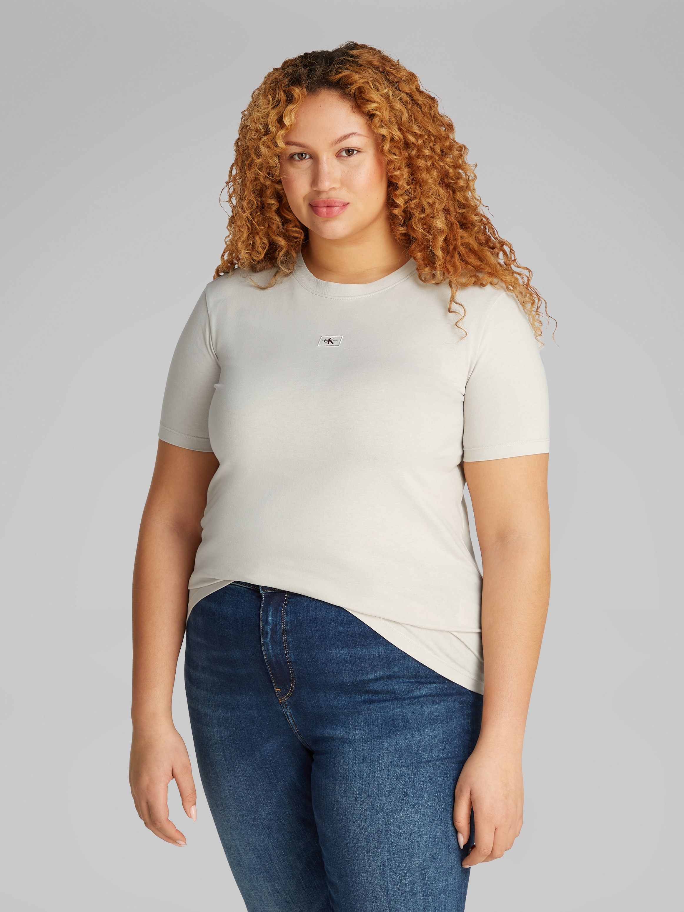 Calvin Klein Jeans Plus T-Shirt »PLUS WOVEN LABEL REGULAR TEE«, in grossen Grössen