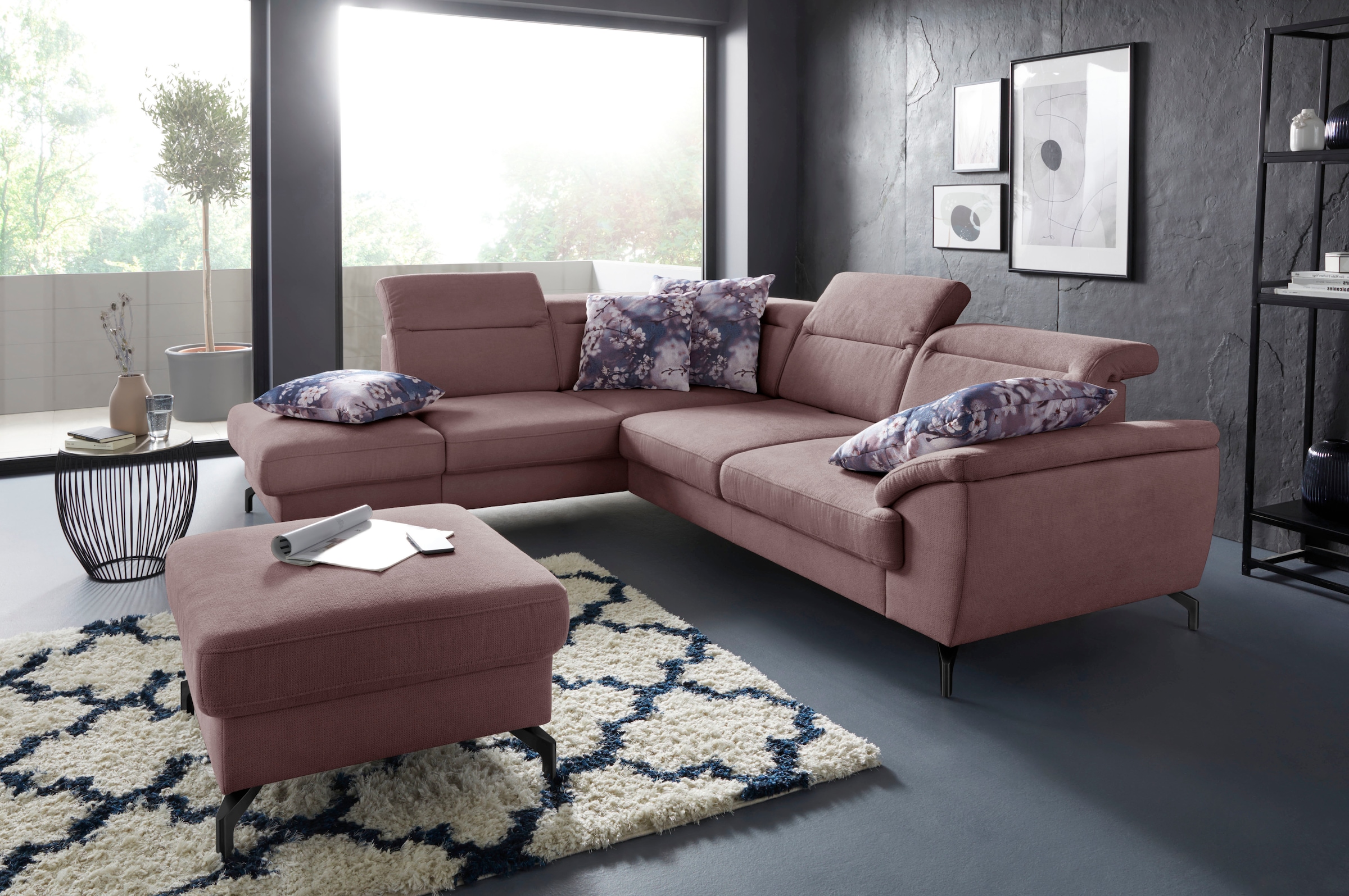 sit&more Ecksofa »Percy L-Form«, 12 cm Fusshöhe, Sitztiefenverstellung, wahlweise in 2 Fussfarben