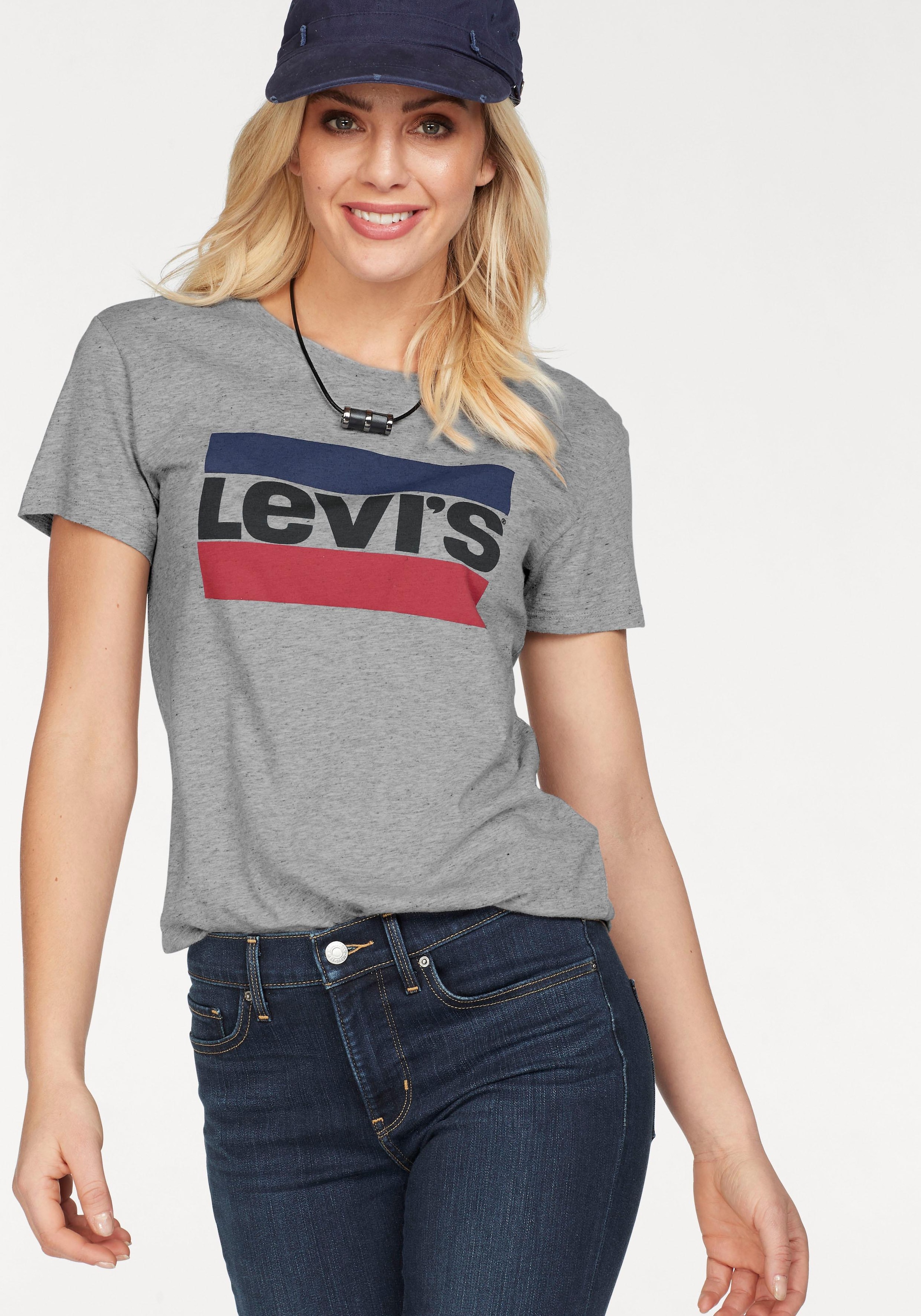 ♕ Levi\'s® T-Shirt »Graphic Sport Tee Pride Edition«, Logoprint auf der Brust  versandkostenfrei kaufen