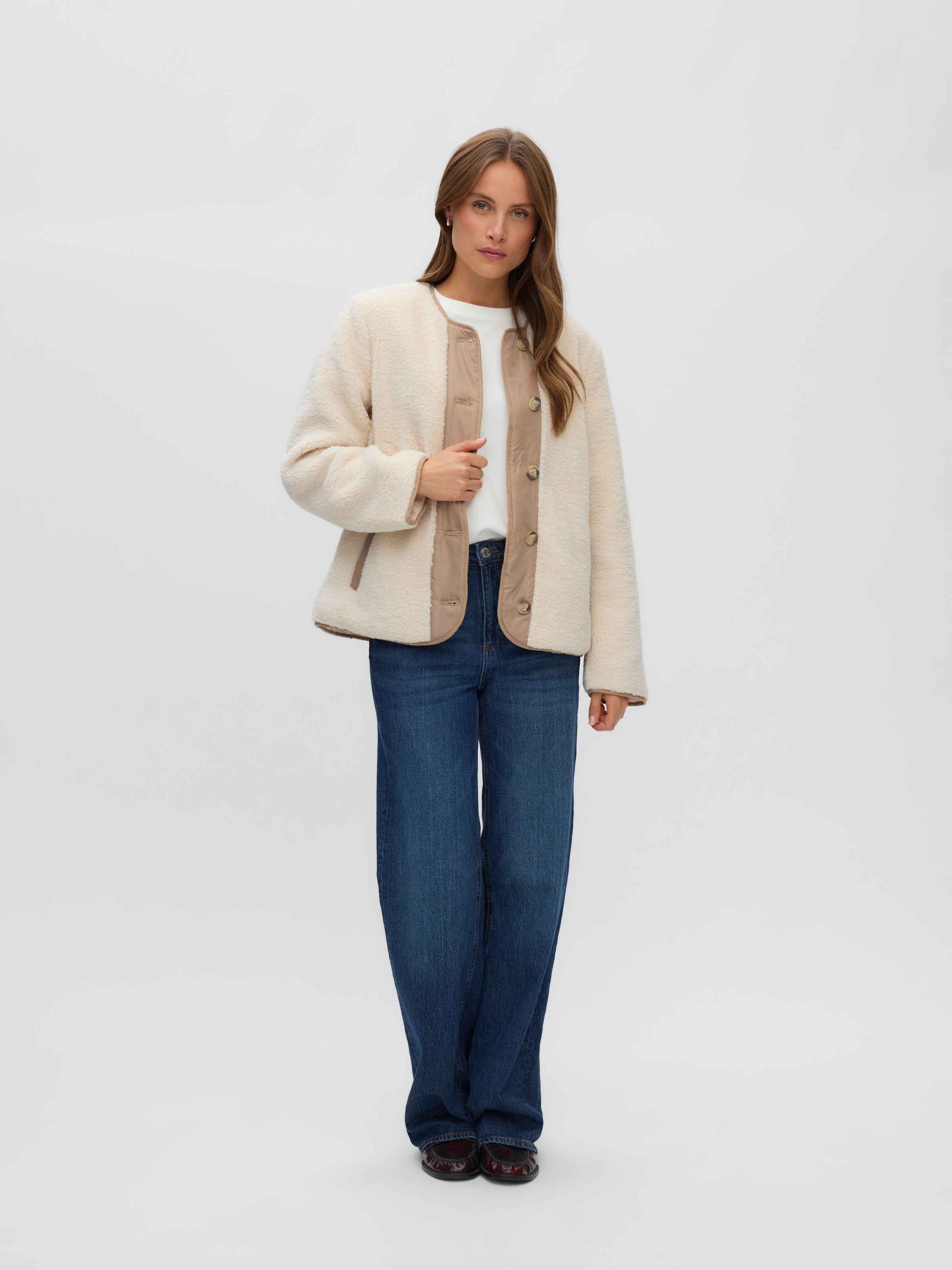 Vero Moda Veste en peluche »VMFRANCESCA TEDDY JACKET NOOS« Fibre synthétique, peluche