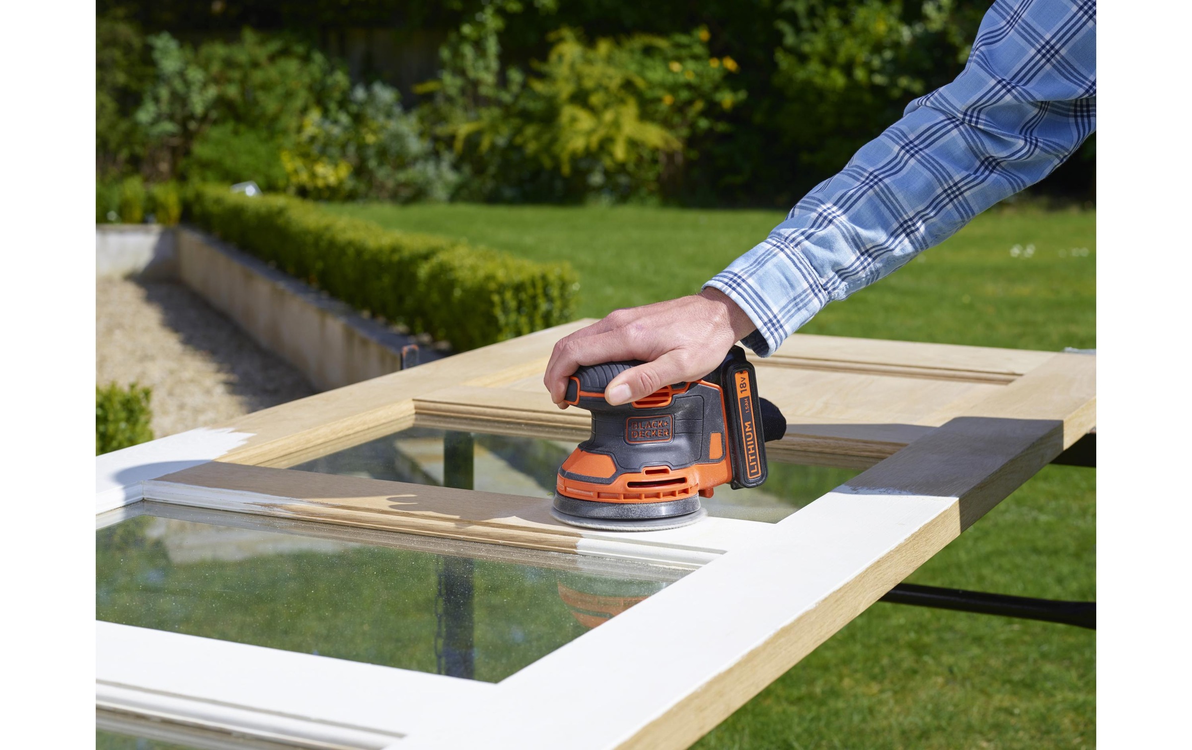 Black + Decker Exzenterschleifer