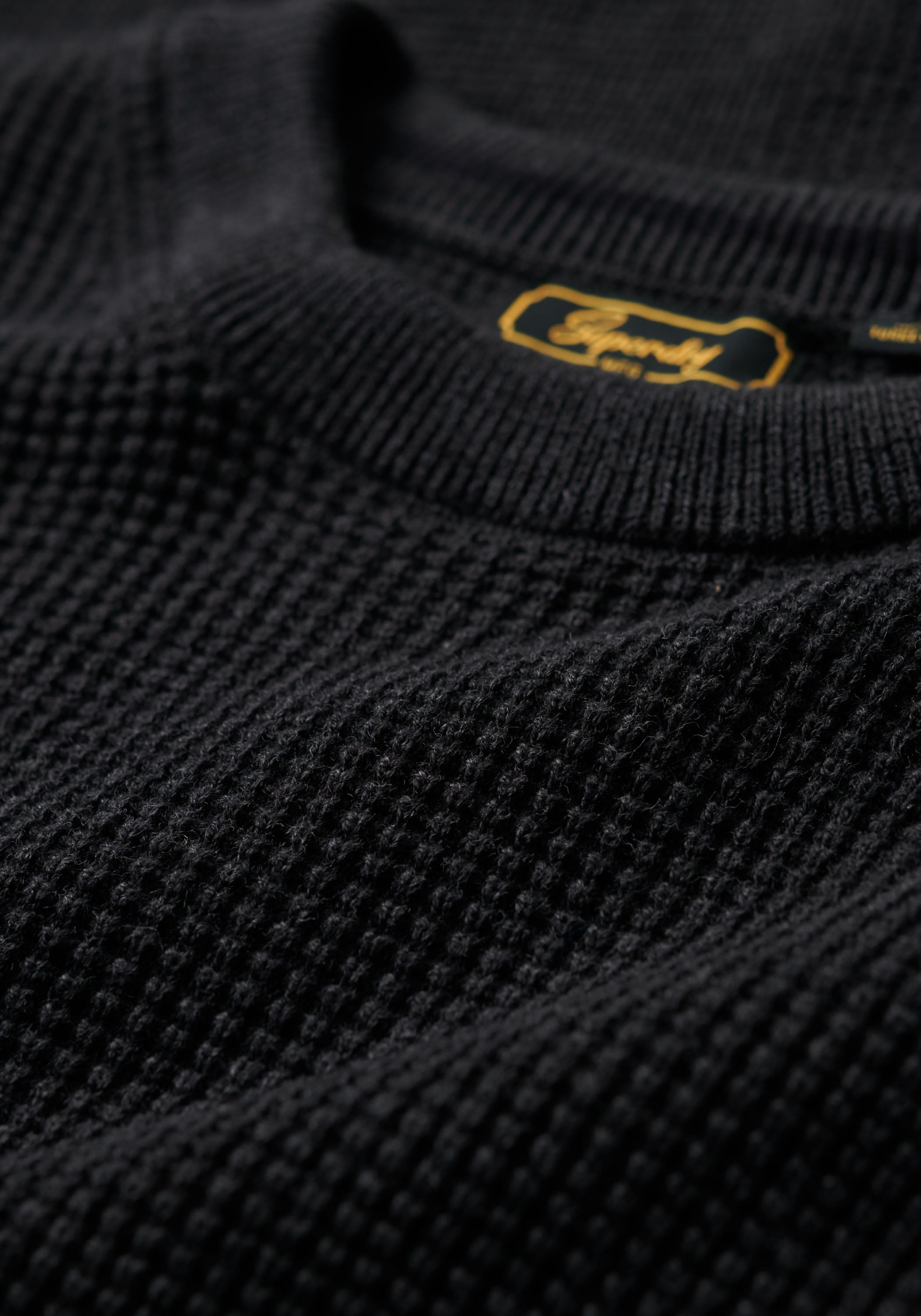 Superdry Pull en tricot »TEXTURED CREW KNIT JUMPER« mit strukturiertem Waffelstrickmuster