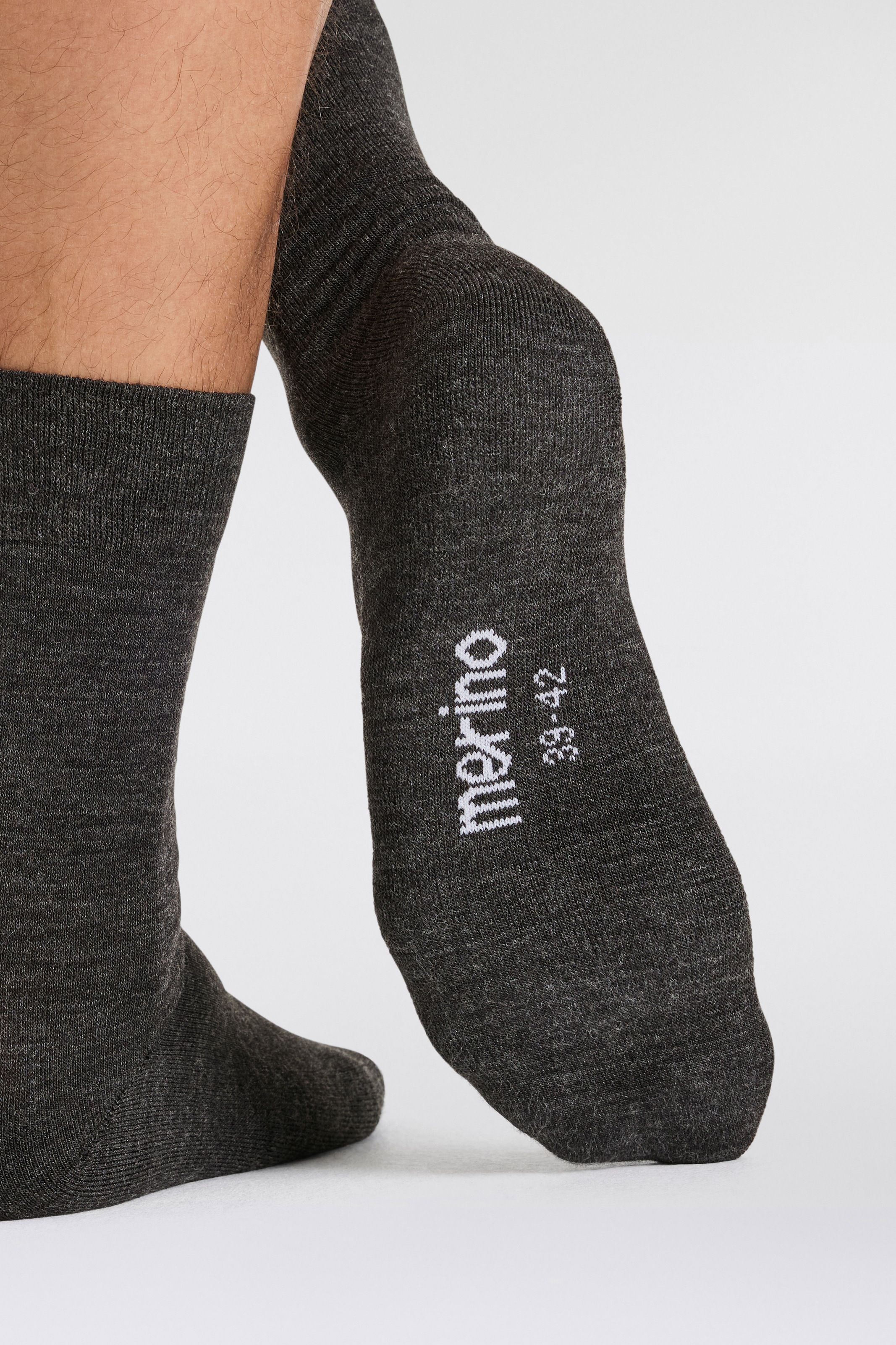 Apollo Basicsocken, (3er Pack), Unisex mit Stickerei und weichen Merinowoll-Anteil