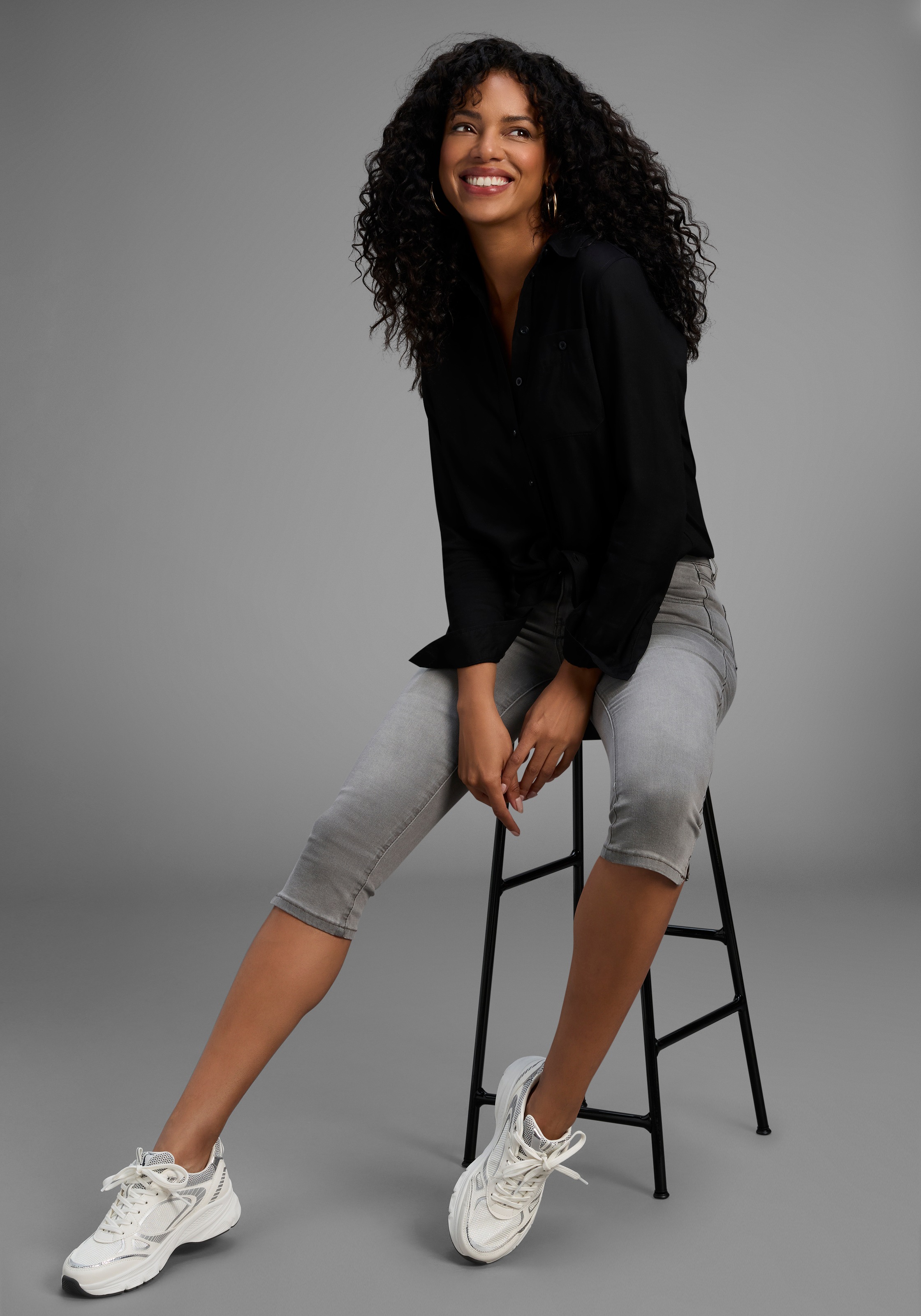 Arizona Caprijeans »Ultra-Stretch« extra-enger Schnitt,  modischer Beinabschluss mit Schlitz