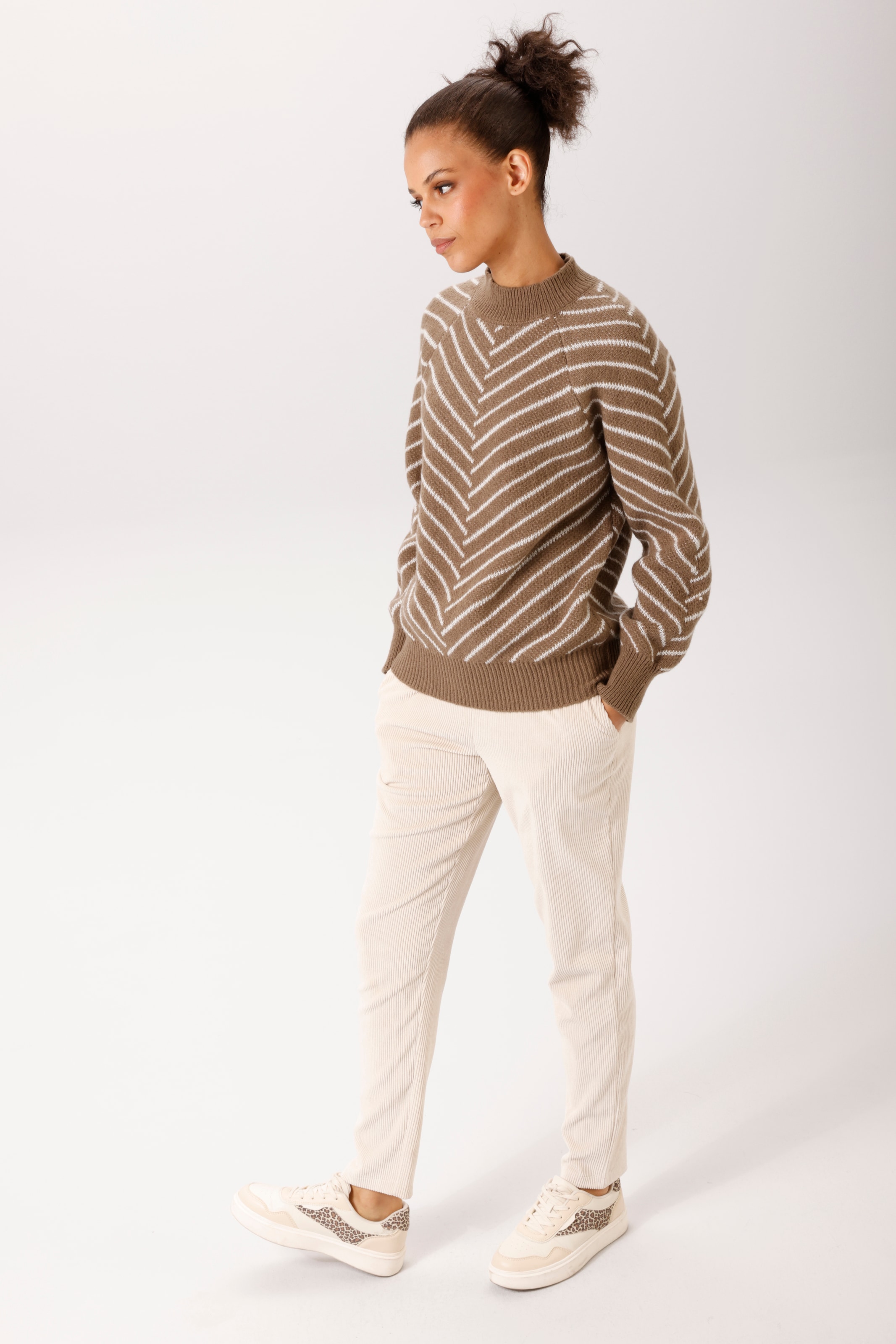 Aniston CASUAL Pull en tricot dans un dessin rayé extravagant - NOUVELLE COLLECTION