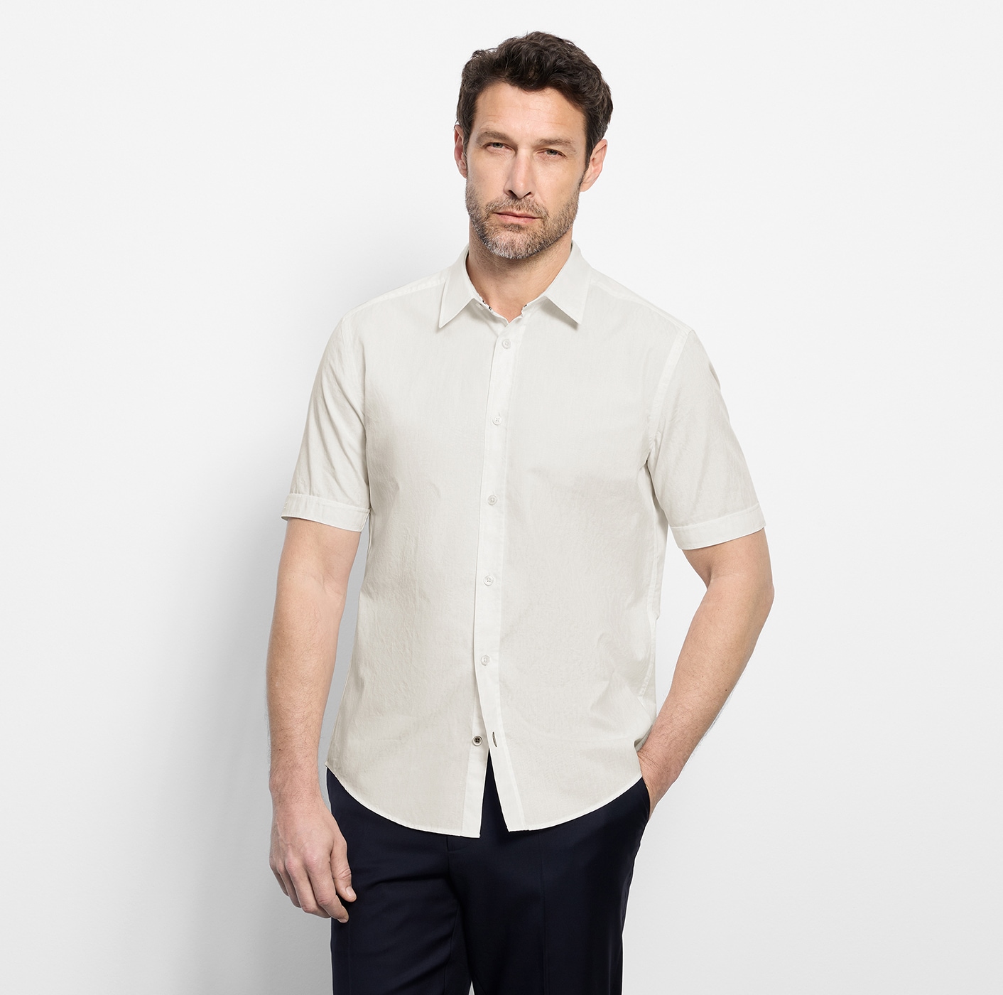 OLYMP Chemise à manches courtes »Casual« Chemise de loisirs, coupe régulière, col Kent