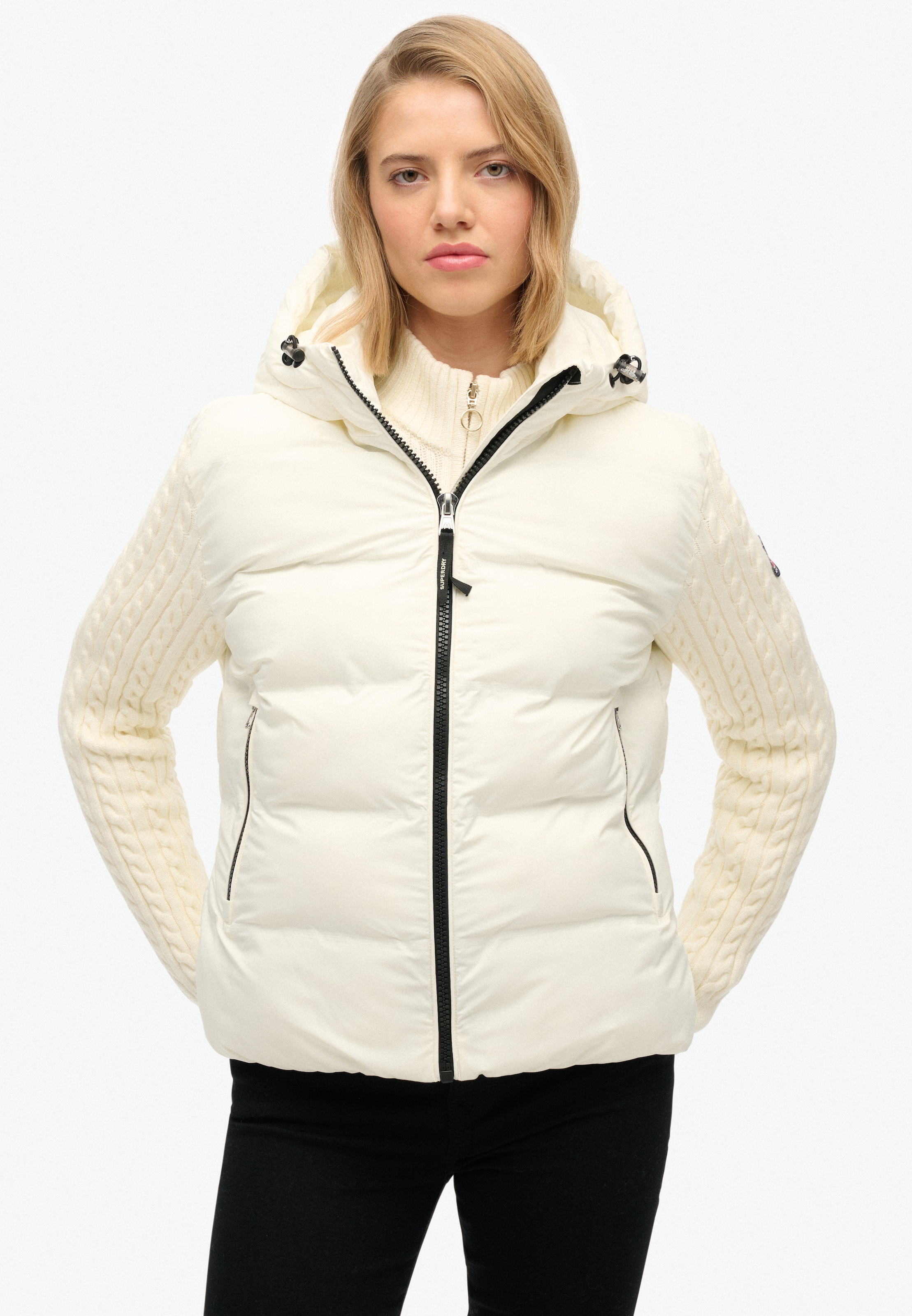 Image of Superdry Steppjacke "CABLE KNIT SLEEVE HYBRID" Kunstfaser, Strickärmel, slim fit