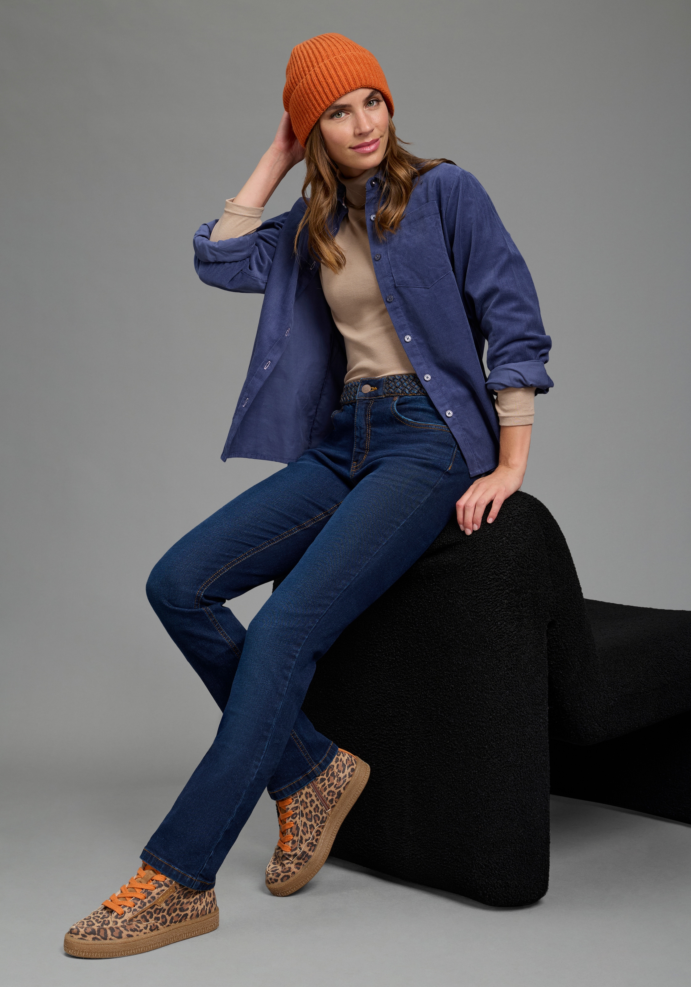 Arizona »mit Jeansgürteloptik« coupe droite Straight-Fit, jambe droite, taille normale