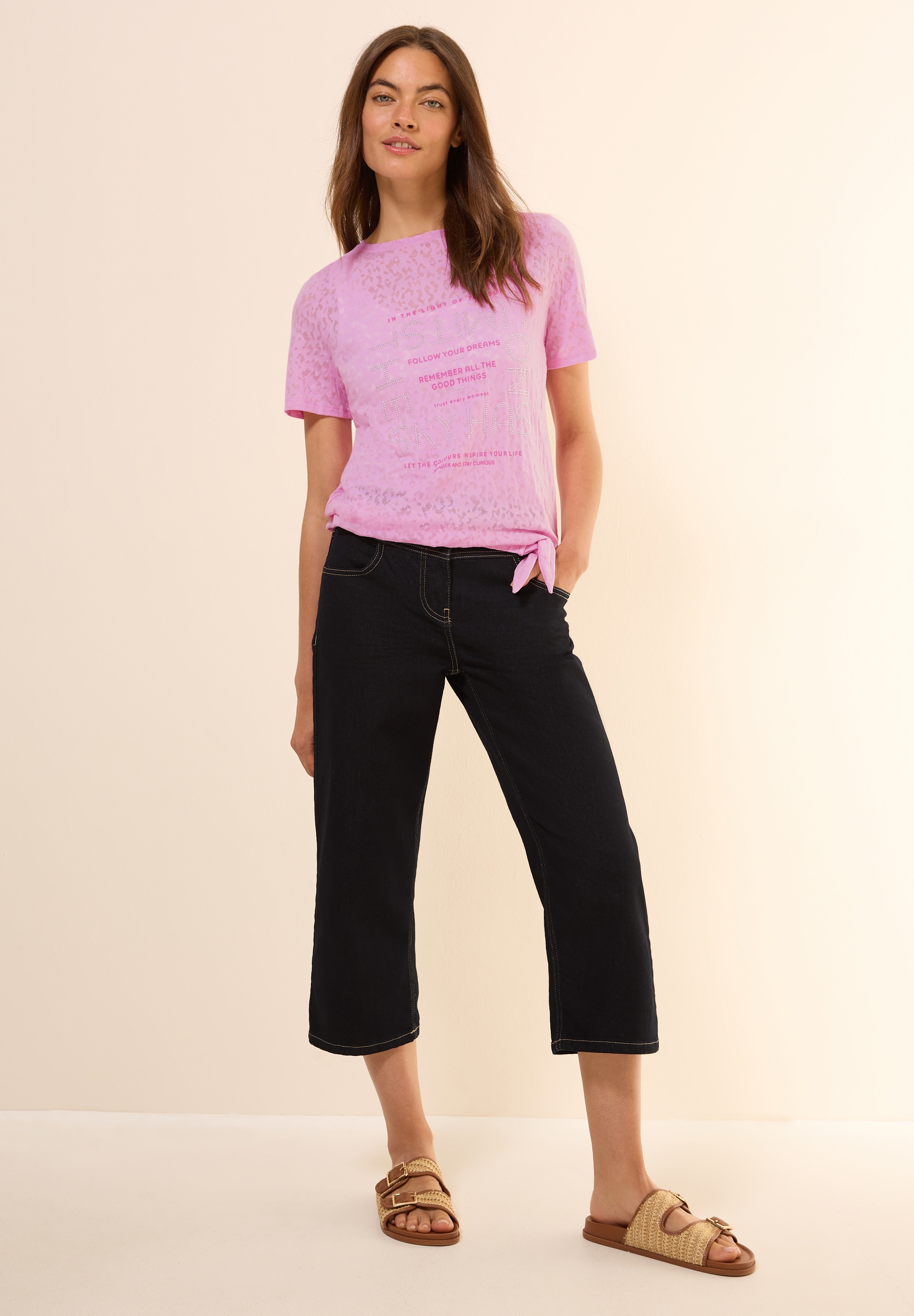 Cecil mit Schmucksteinen