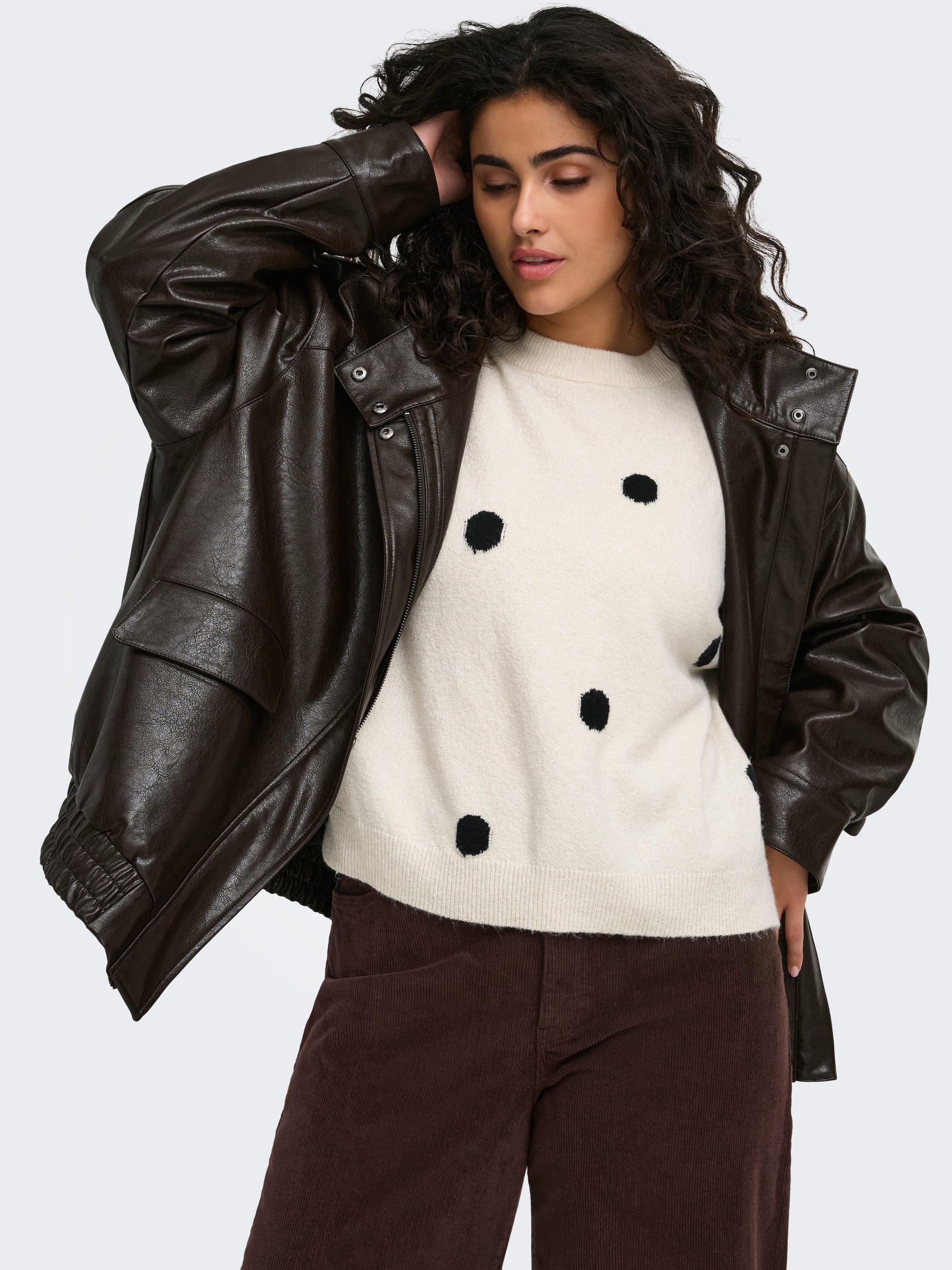 ONLY CARMAKOMA Pull à col rond »CARRICA LS DETAIL O-NECK KNT« mélange de matériaux, coupe normale