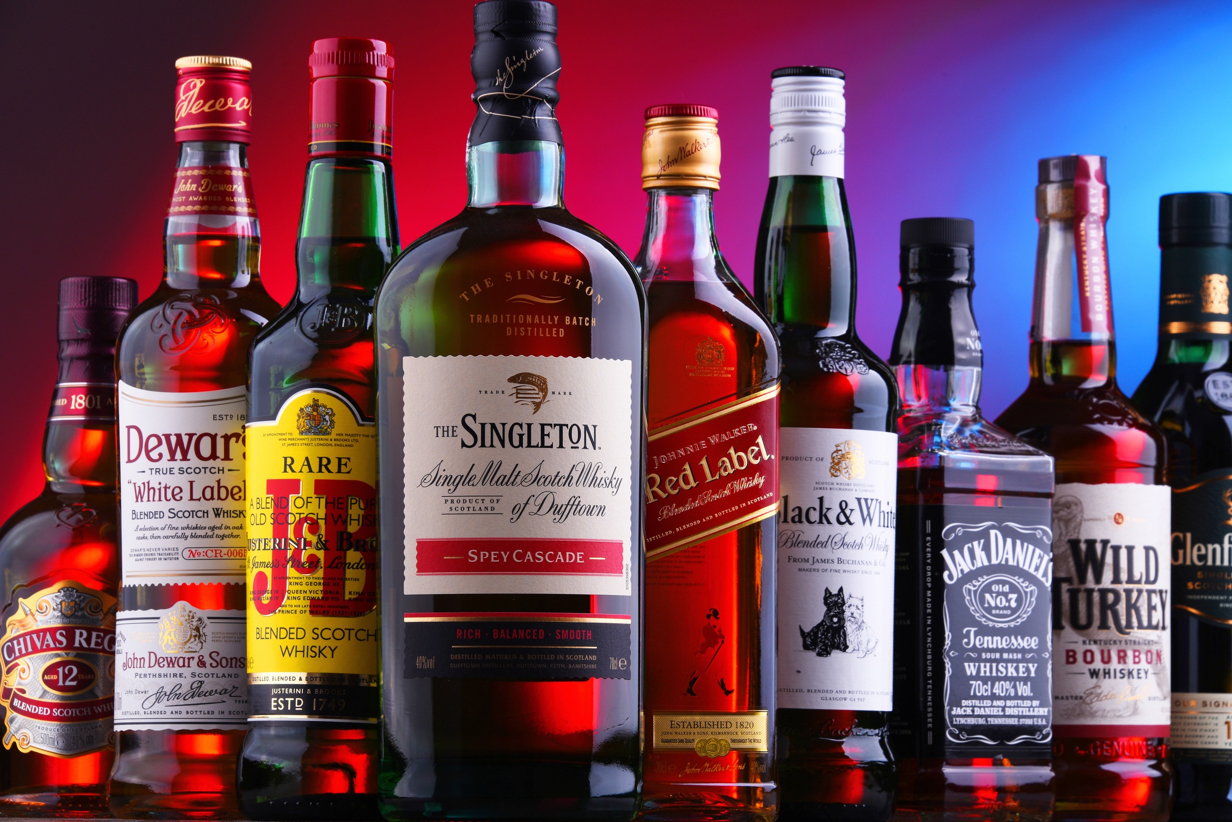 Image of Papermoon Fototapete »BAR-VINTAGE RETRO BISTRO PUB STEINWAND ALKOHOL FLASCHEN«, Vliestapete, hochwertiger Digitaldruck, inklusive Kleister bei Ackermann Versand Schweiz