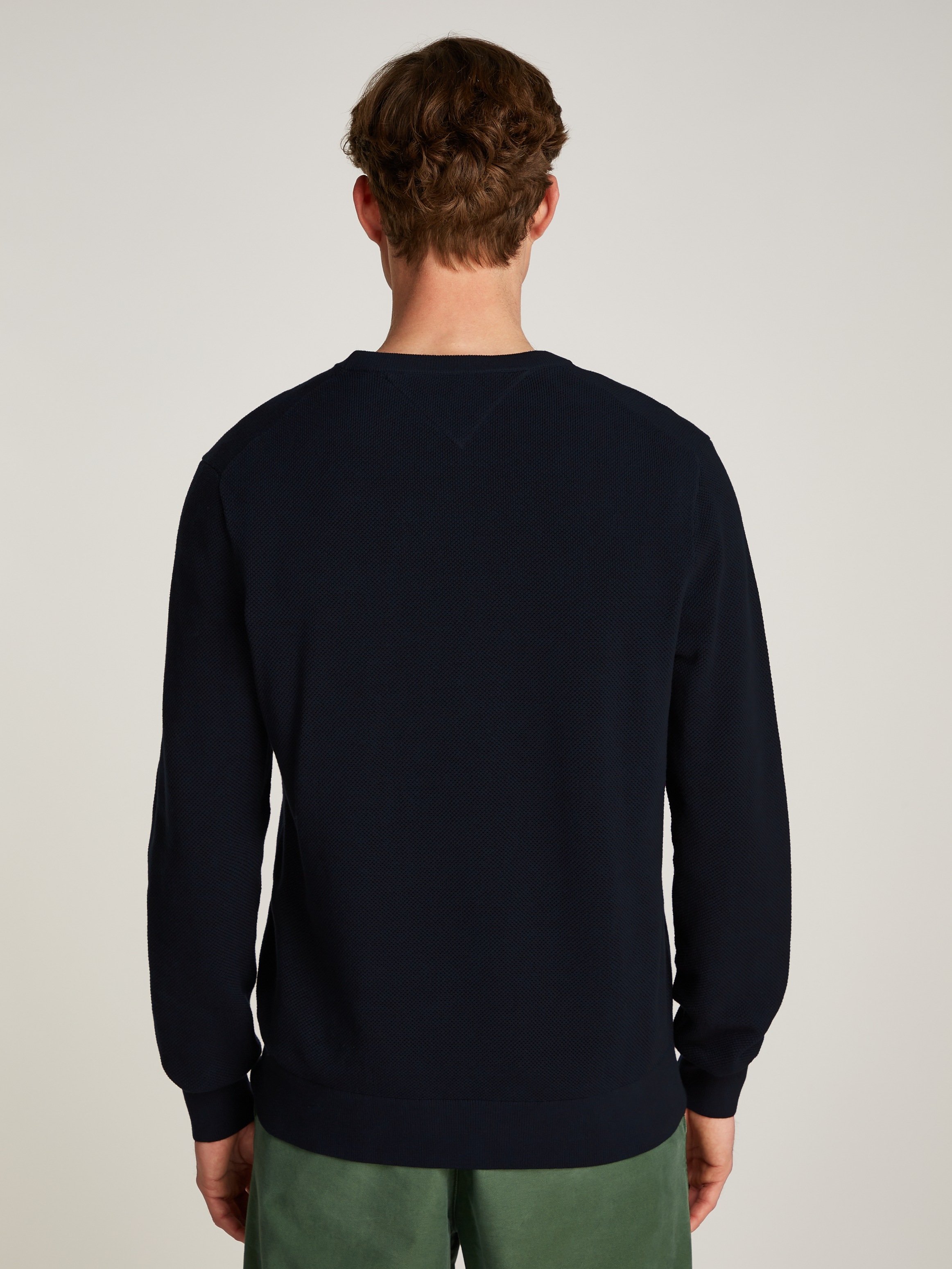 Tommy Hilfiger Rundhalspullover »ESSENTIAL STRUCTURE CREW NECK mit Struktur und Label«, unifarben, casual, regular fit, Baumwolle, Rundhals