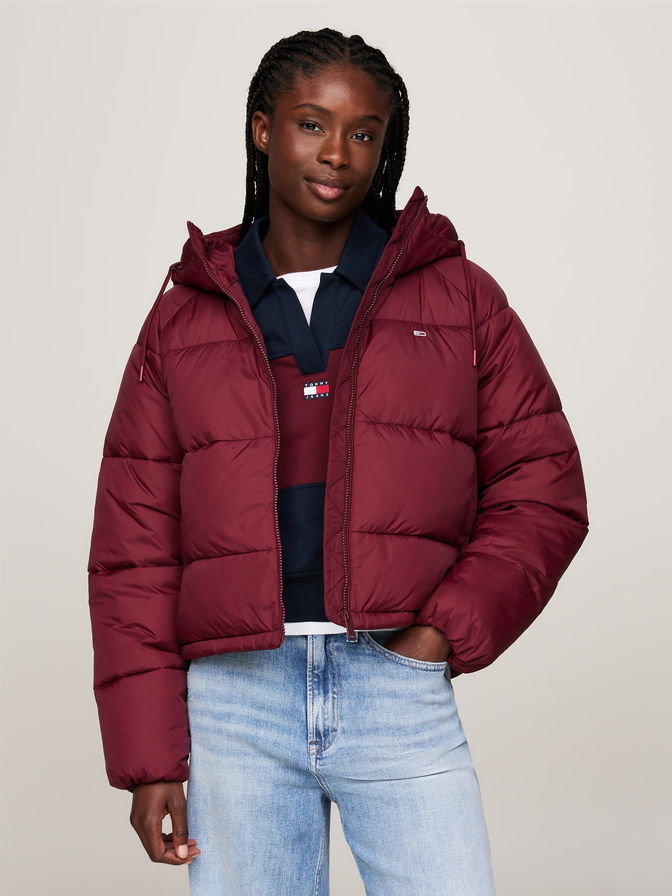 Image of Tommy Jeans Curve Steppjacke "JW ASPEN PUFFER EXT" mit Kapuze mit hochschliessendem Kragen, Kapuze, Leistentaschen