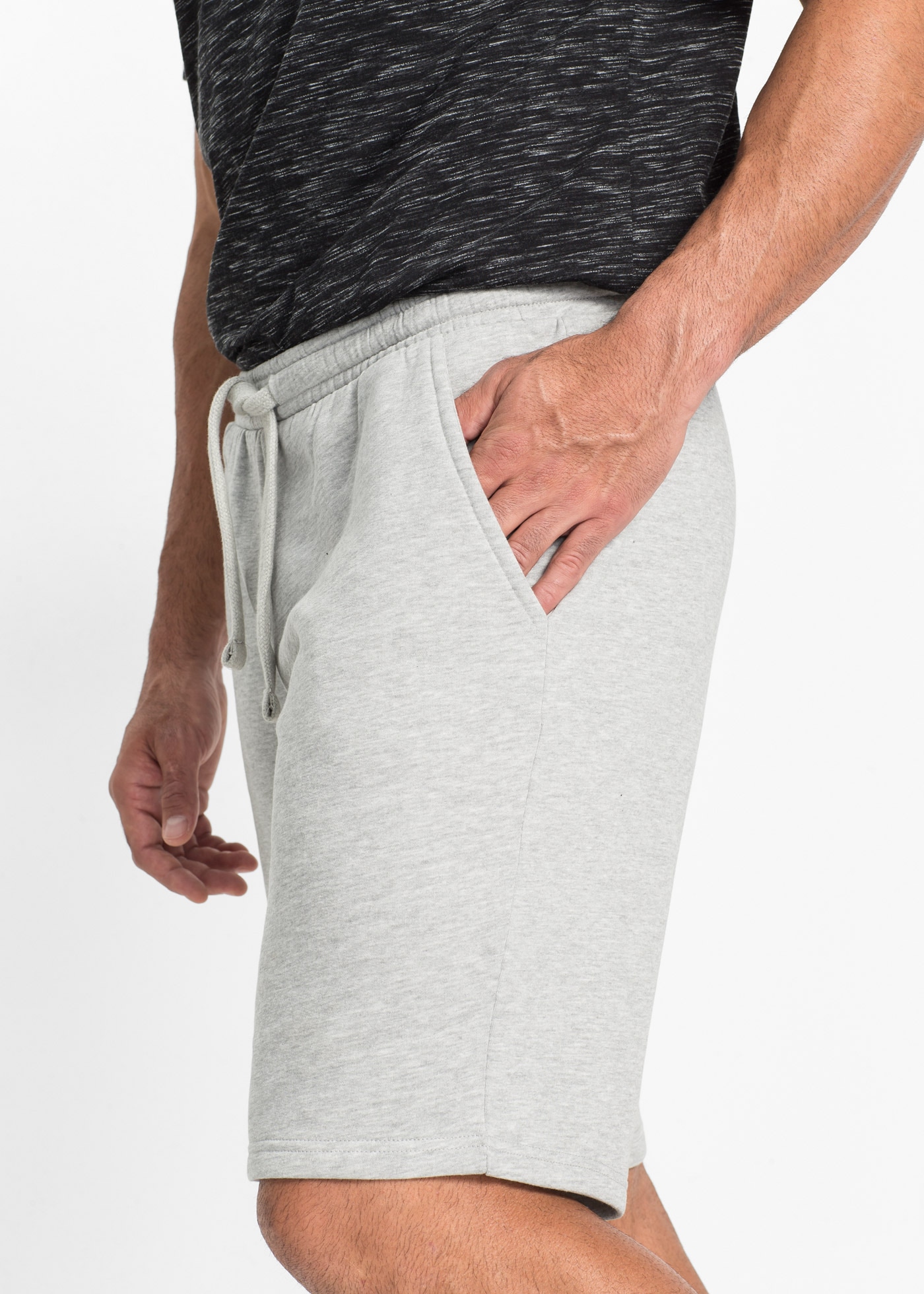 bonprix Sweatbermudas  ceinture élastique et poches latérales