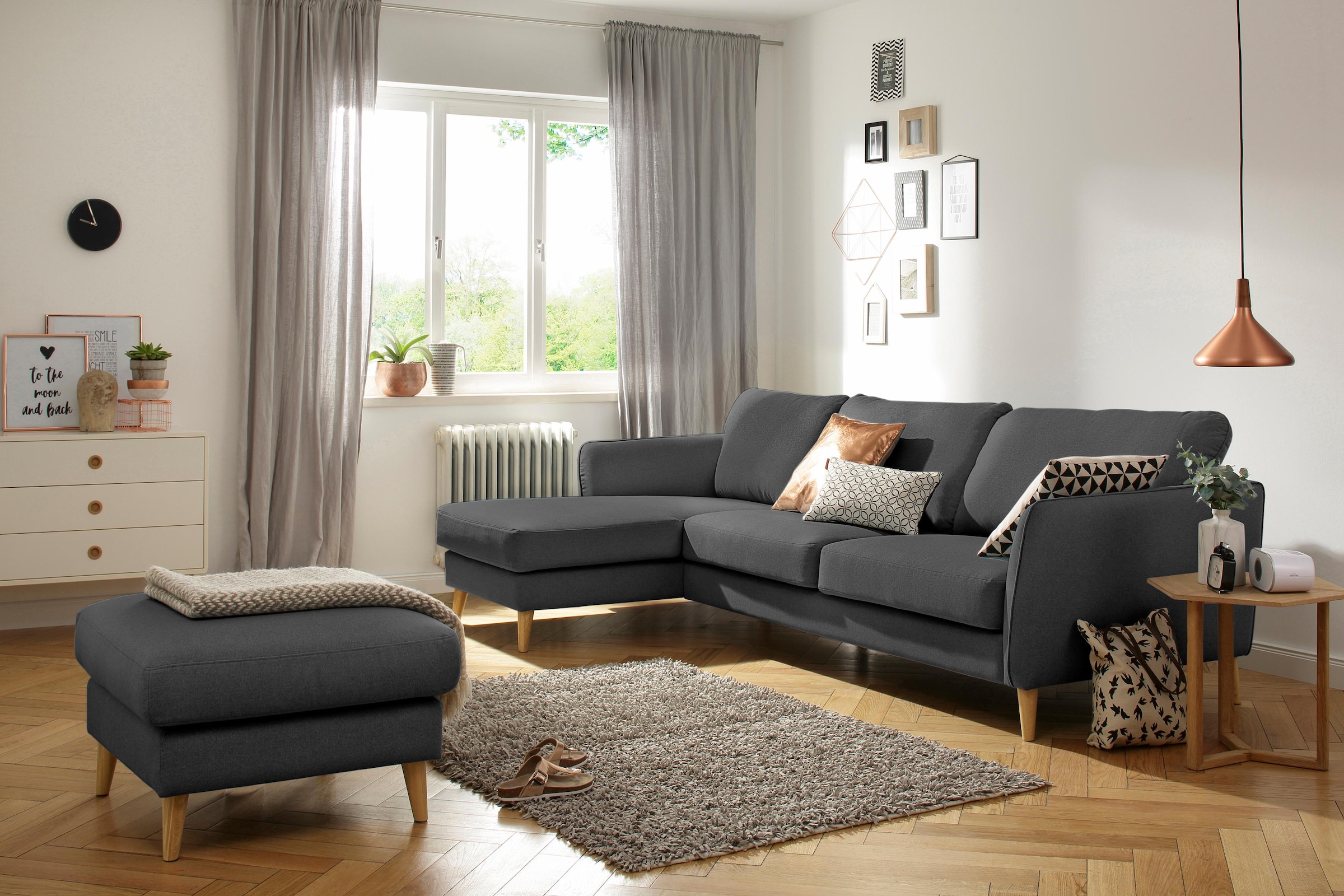 Home affaire Ecksofa »MARSEILLE (279/152cm),L-Form, Rec. rechts/links, verschiedene Bezüge«, Massivholzbeine Eiche, Landhausstil, Wellenunterfederung