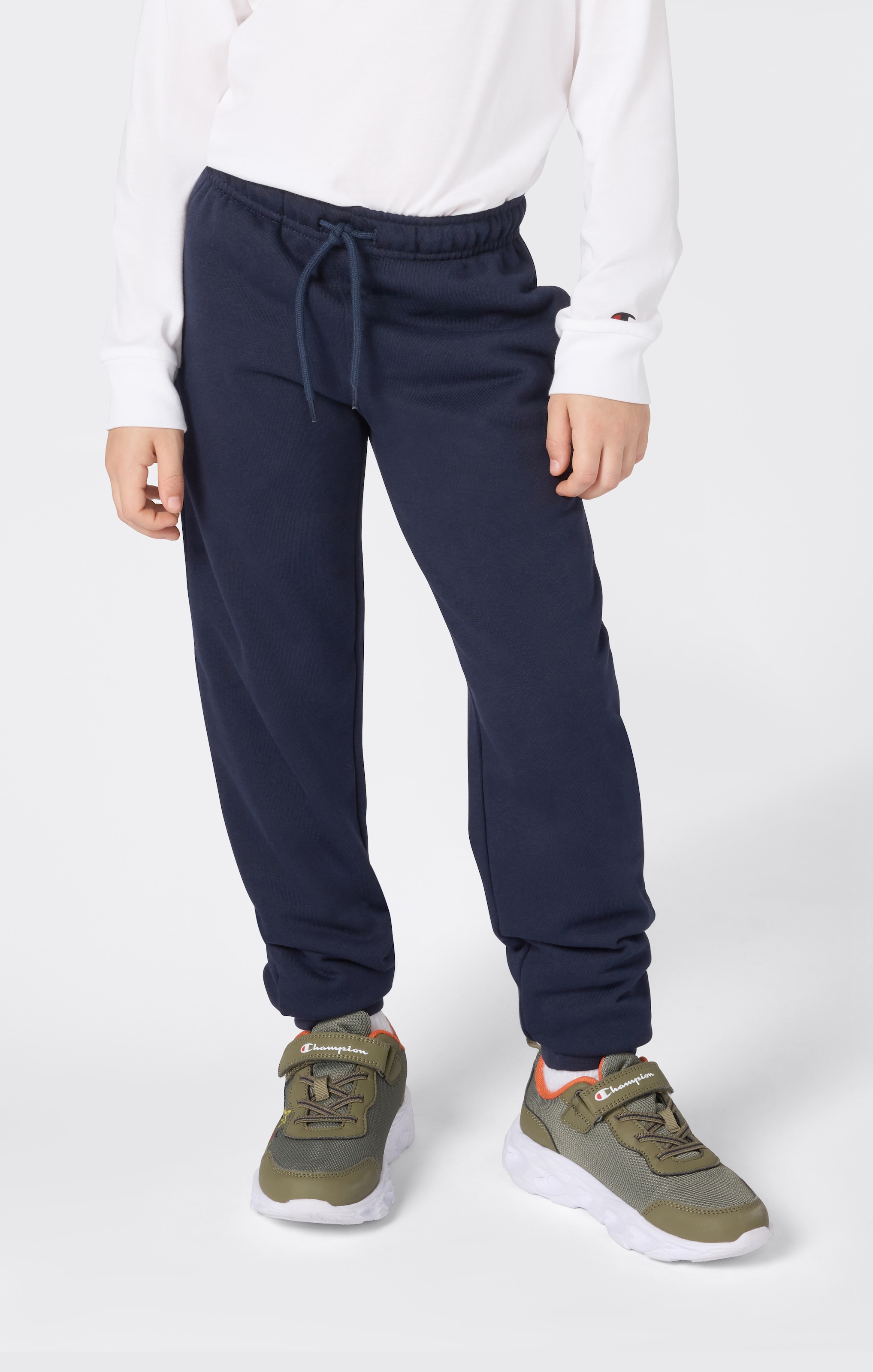 Image of Champion Jogginghose "SPORTWEAR JOGGERS Standard Fit" für Kinder, sportlicher Stil, aus Baumwolle und Polyester