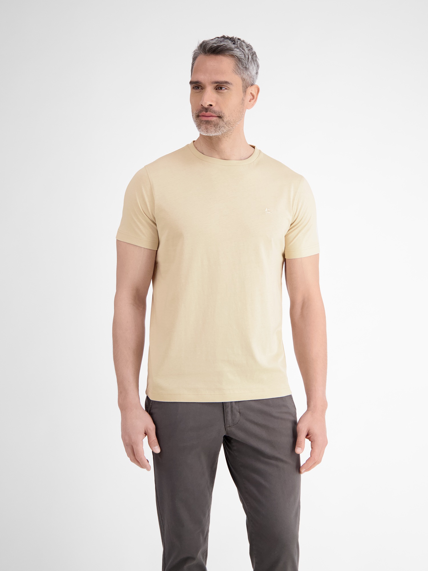 Image of LERROS T-Shirt "Basic T-Shirt mit Logostitck, unifarben" Herren T-Shirt, ohne Aufdruck, einfarbig, unifarben, 100% Baumwolle