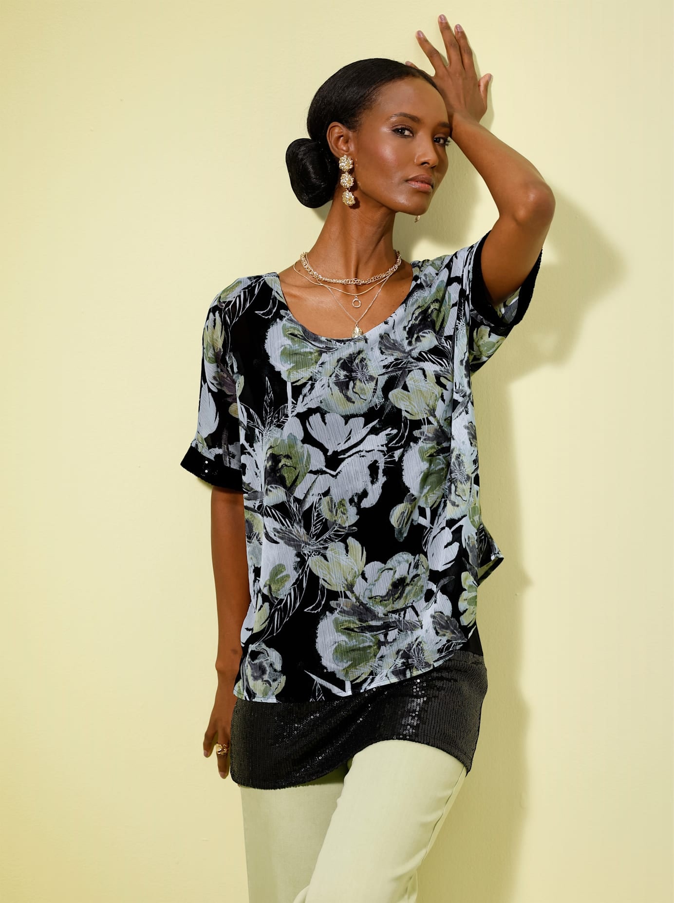 Image of creation L Chiffonbluse