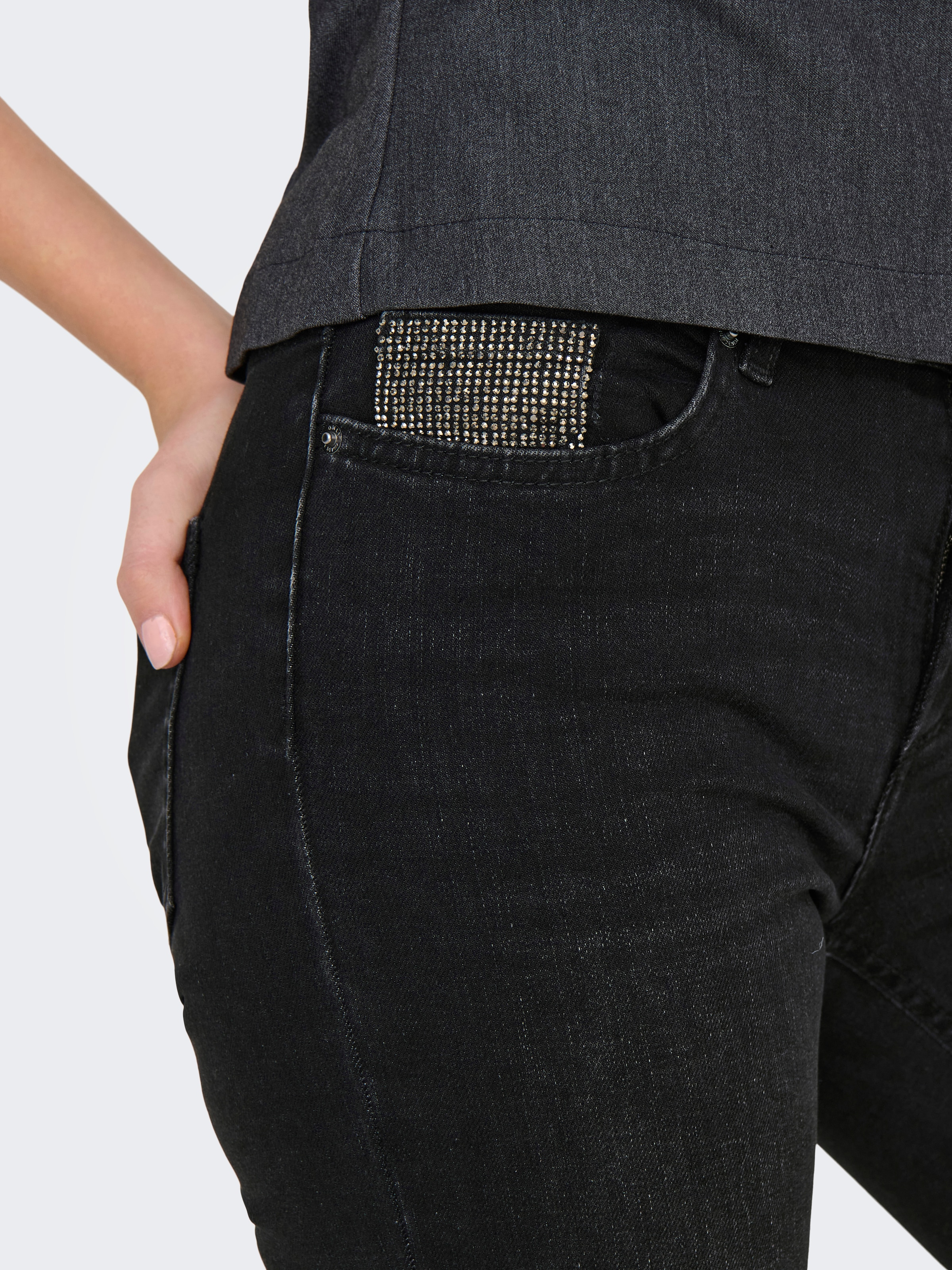 ONLY Bootcut-Jeans »ONLBLUSH RHINESTONE MID FLARE DNM TAI«