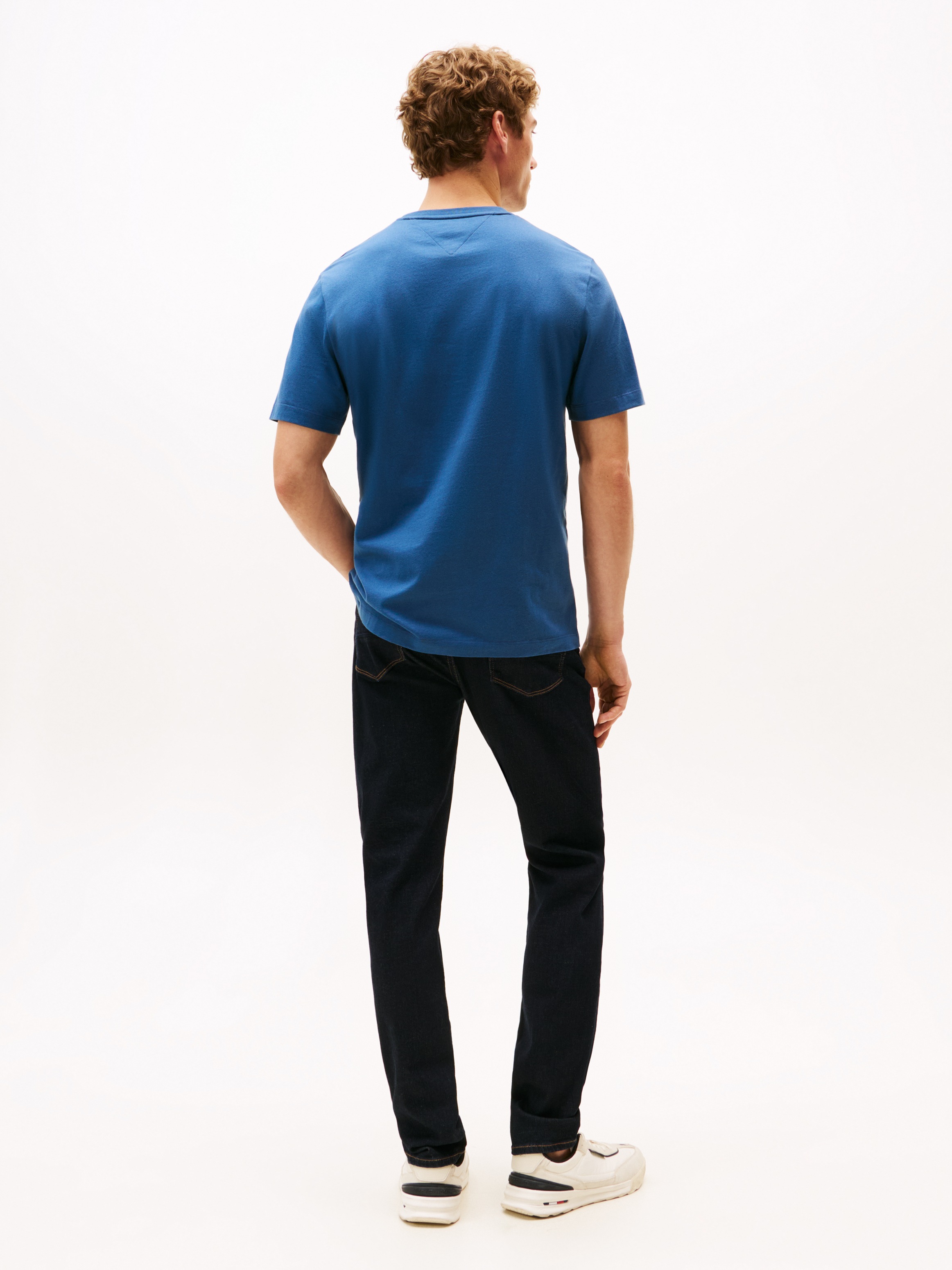 Tommy Hilfiger T-Shirt »ESSENTIAL REG FIT SOLID TEE«, mit Rundhalsausschnitt