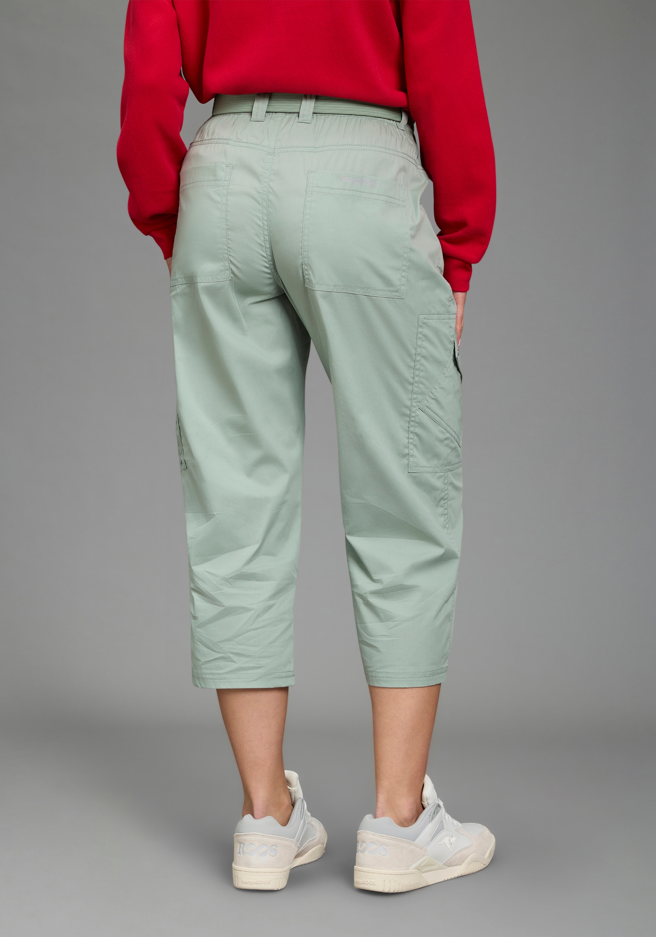 KangaROOS Pantalon capri  mit seitlich aufgesetzten Taschen