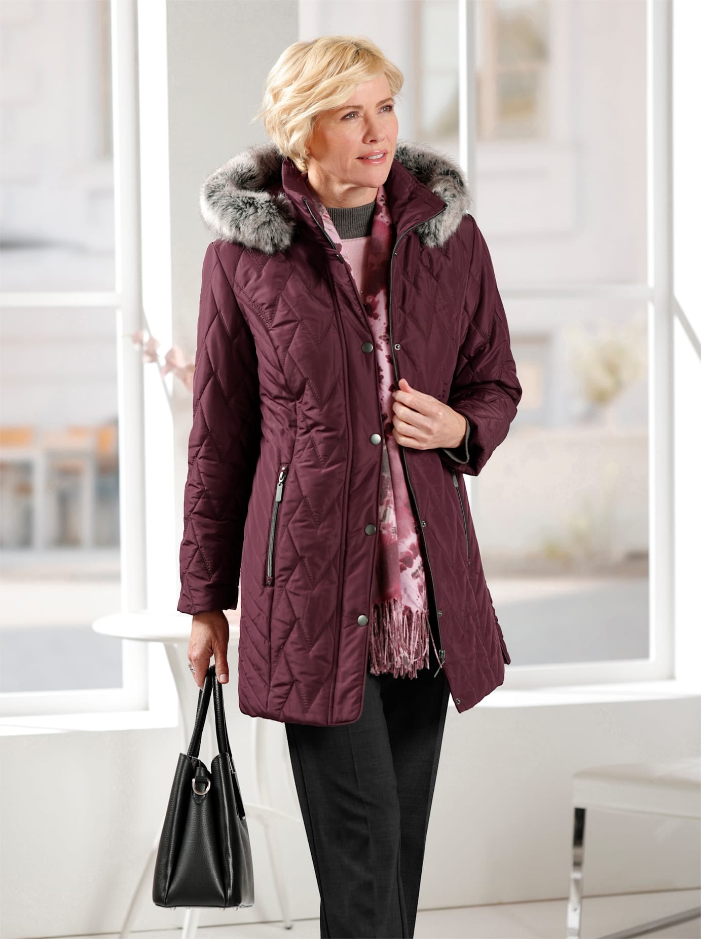 Classic Steppjacke, mit Kapuze