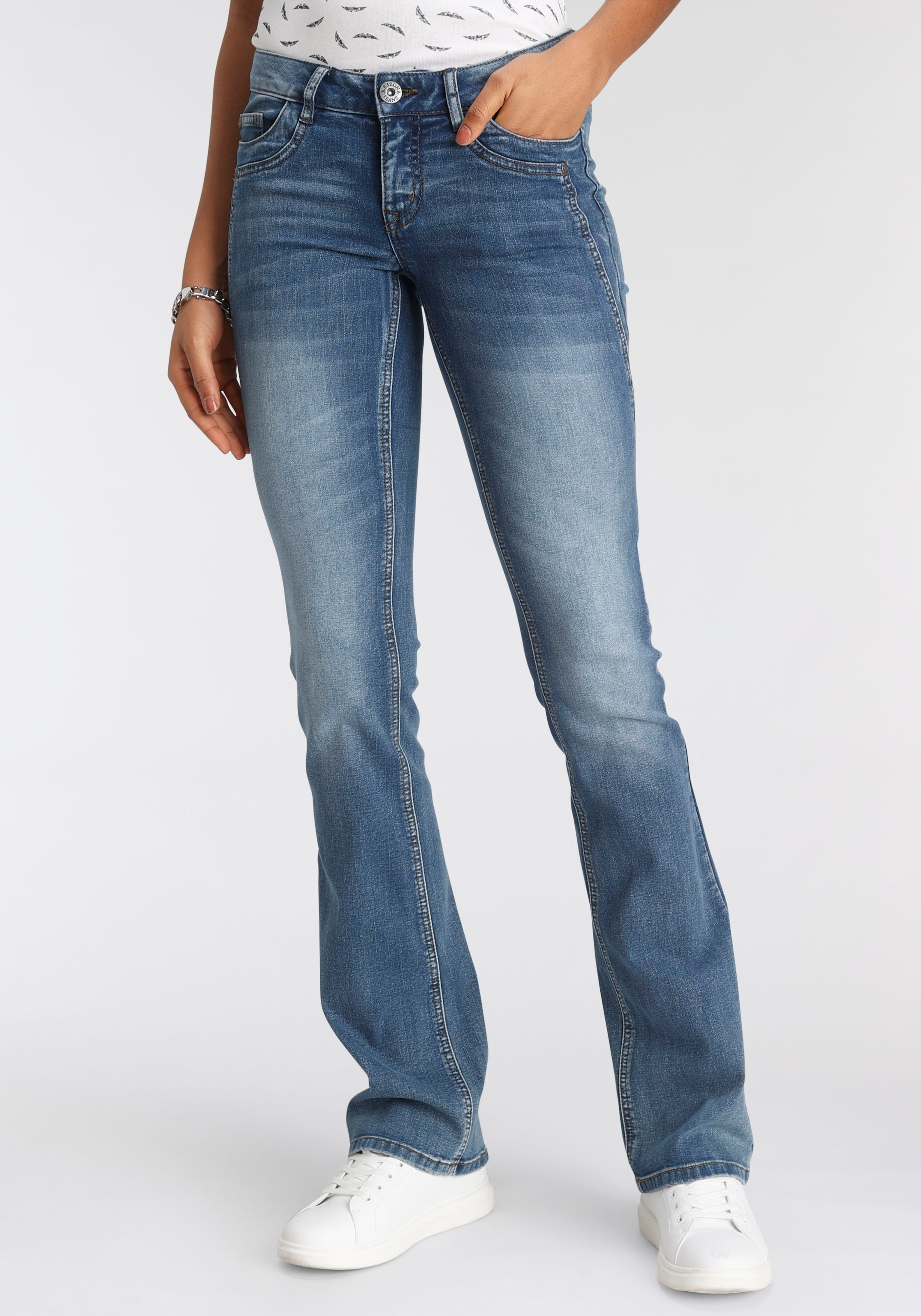 Bootcut-Jeans »mit Keileinsätzen«, Low Waist