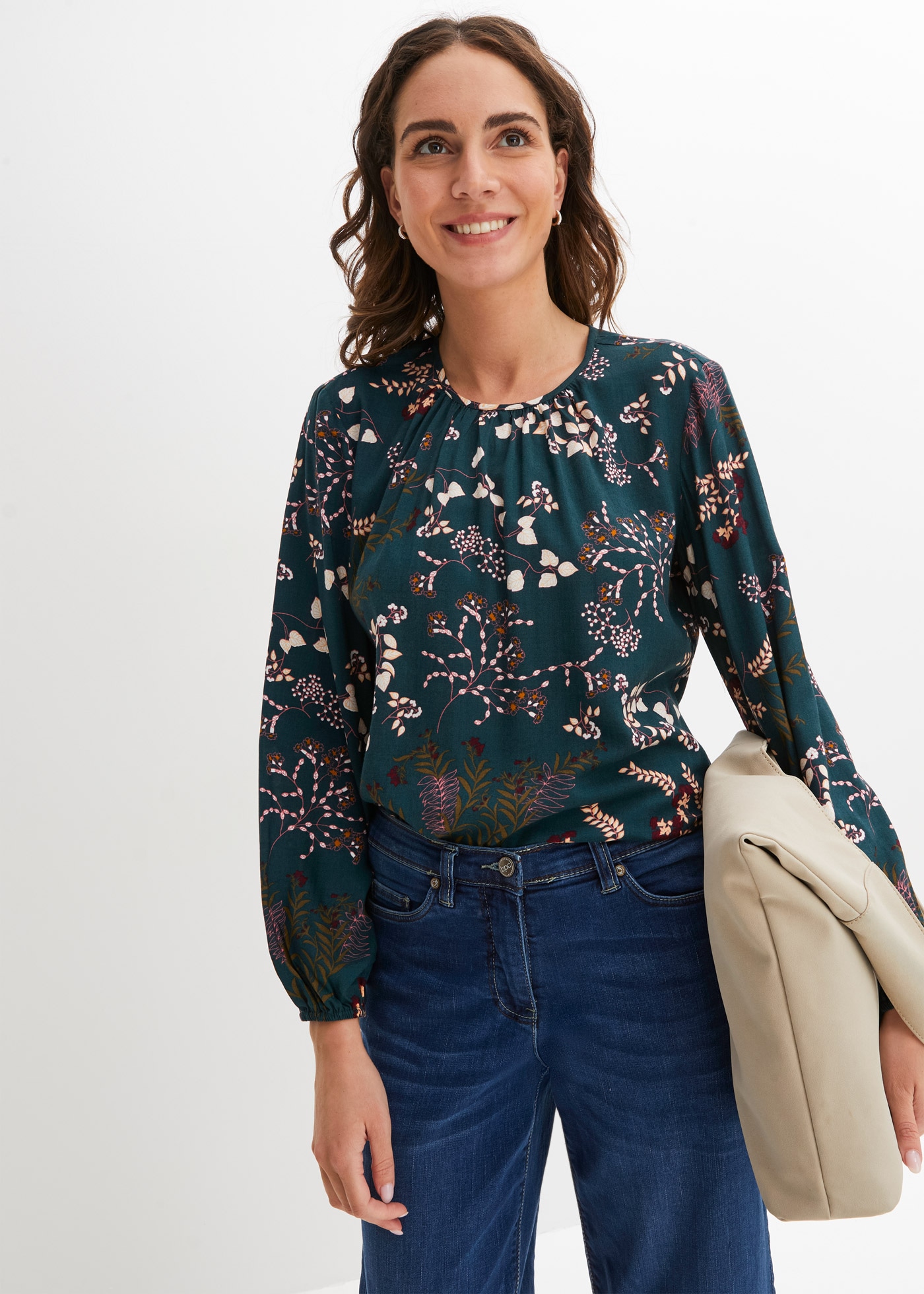Image of bonprix Druckbluse "Bluse aus nachhaltiger Viskose" bequeme Passform, aus Viskose, Schlitz mit Knopfverschluss im Rücken