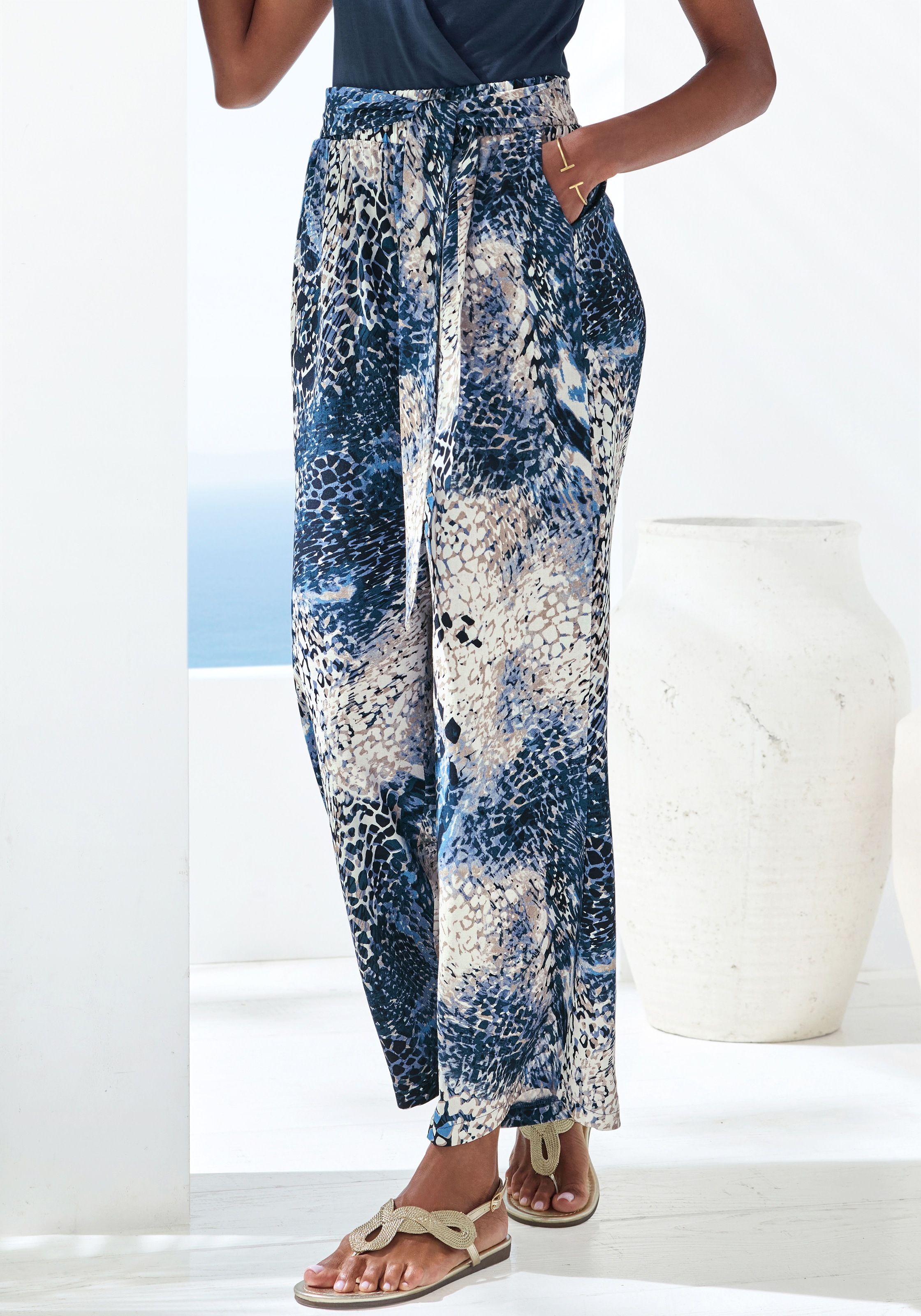 Image of LASCANA Palazzohose mit Bindeband, Schlupfhose, luftige Sommerhose, casual