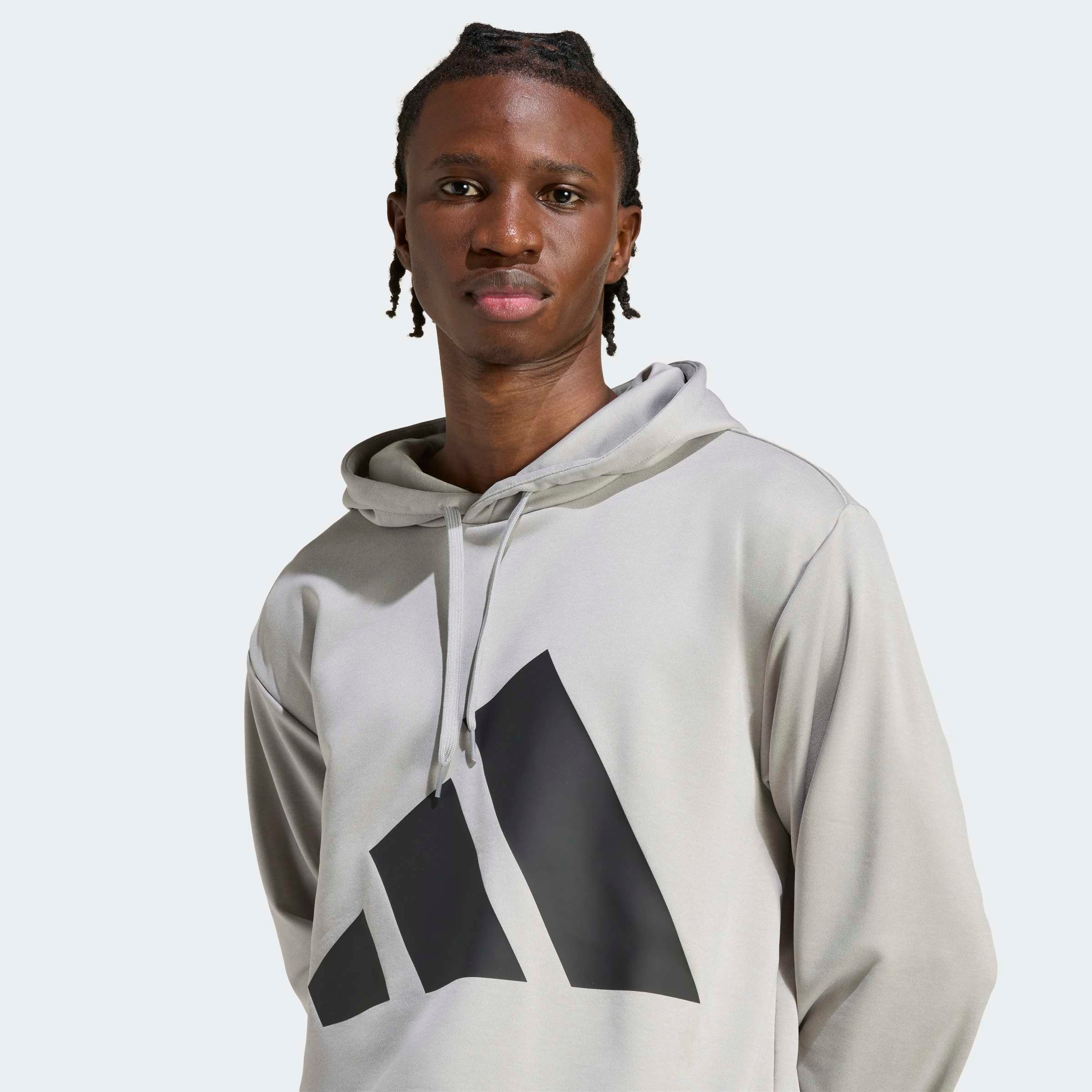 adidas Sportswear Trainingsanzug »BIG LOGO HOODED« 2 tlg. Set aus Hose und Hoodie, aus French-Terry-Material, zweiteilig