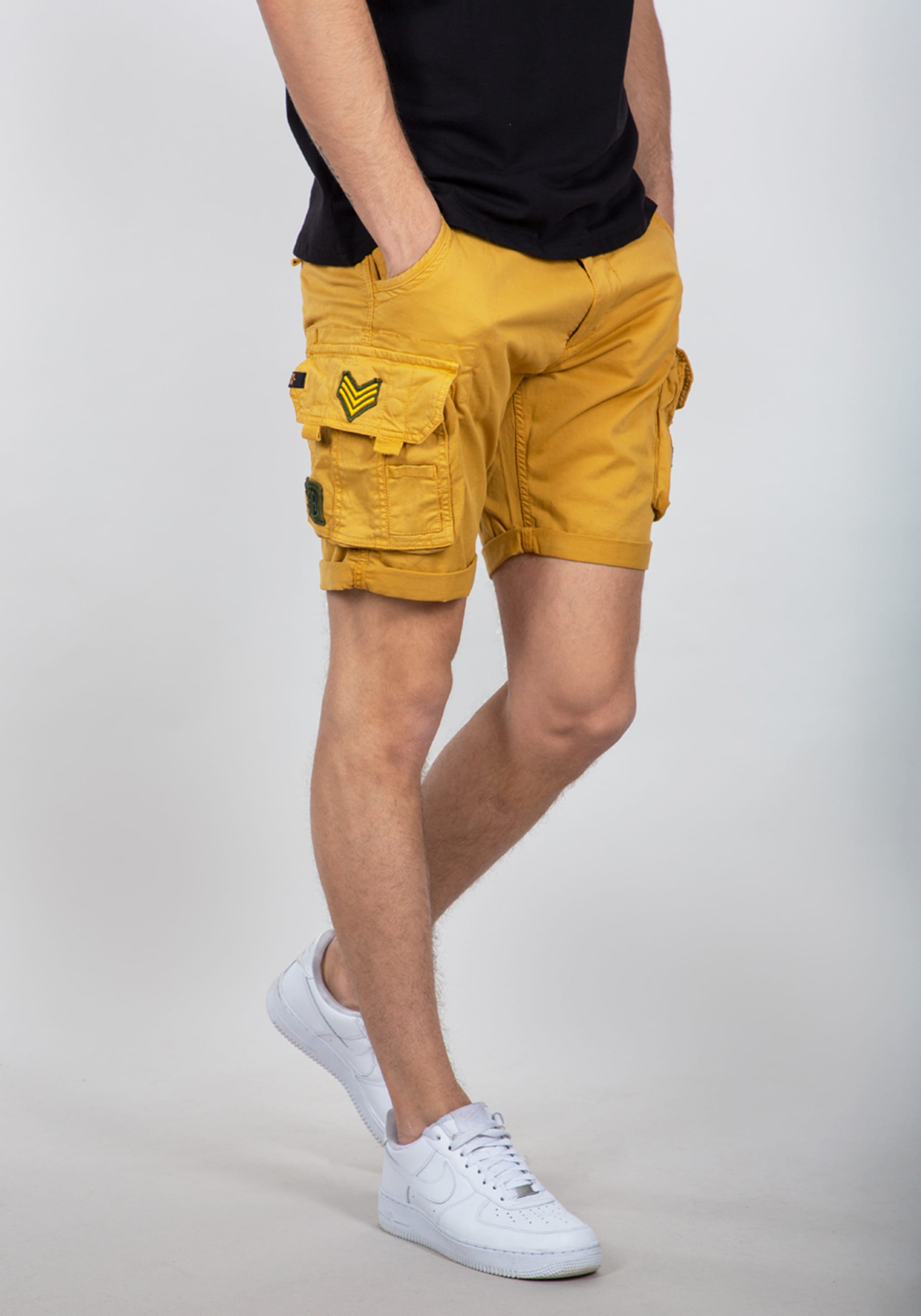 Alpha Industries Shorts »Alpha Industries Men - Shorts Crew Short Patch«