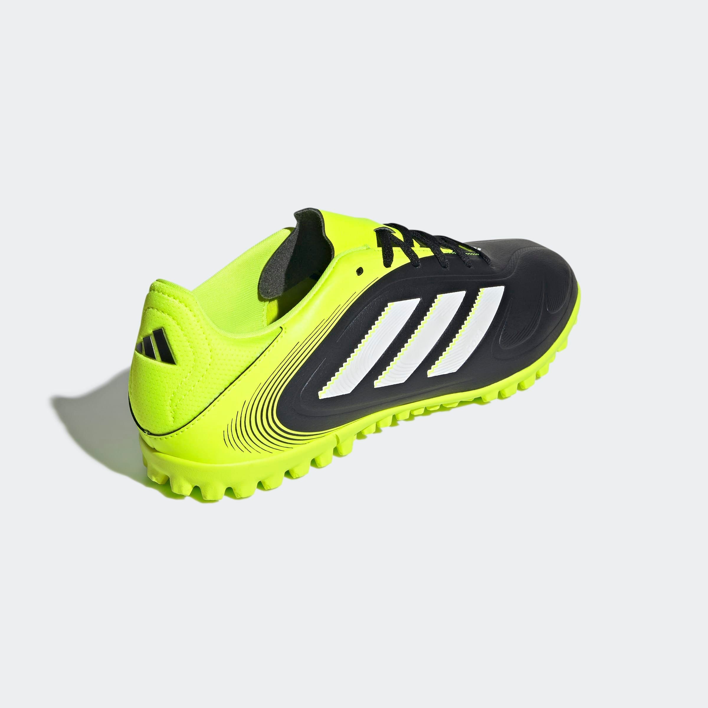 adidas Performance Fussballschuh »COPA PURE 3 CLUB KUNSTRASEN«, geeignet für harte Untergründe Asche und Kunstrasen