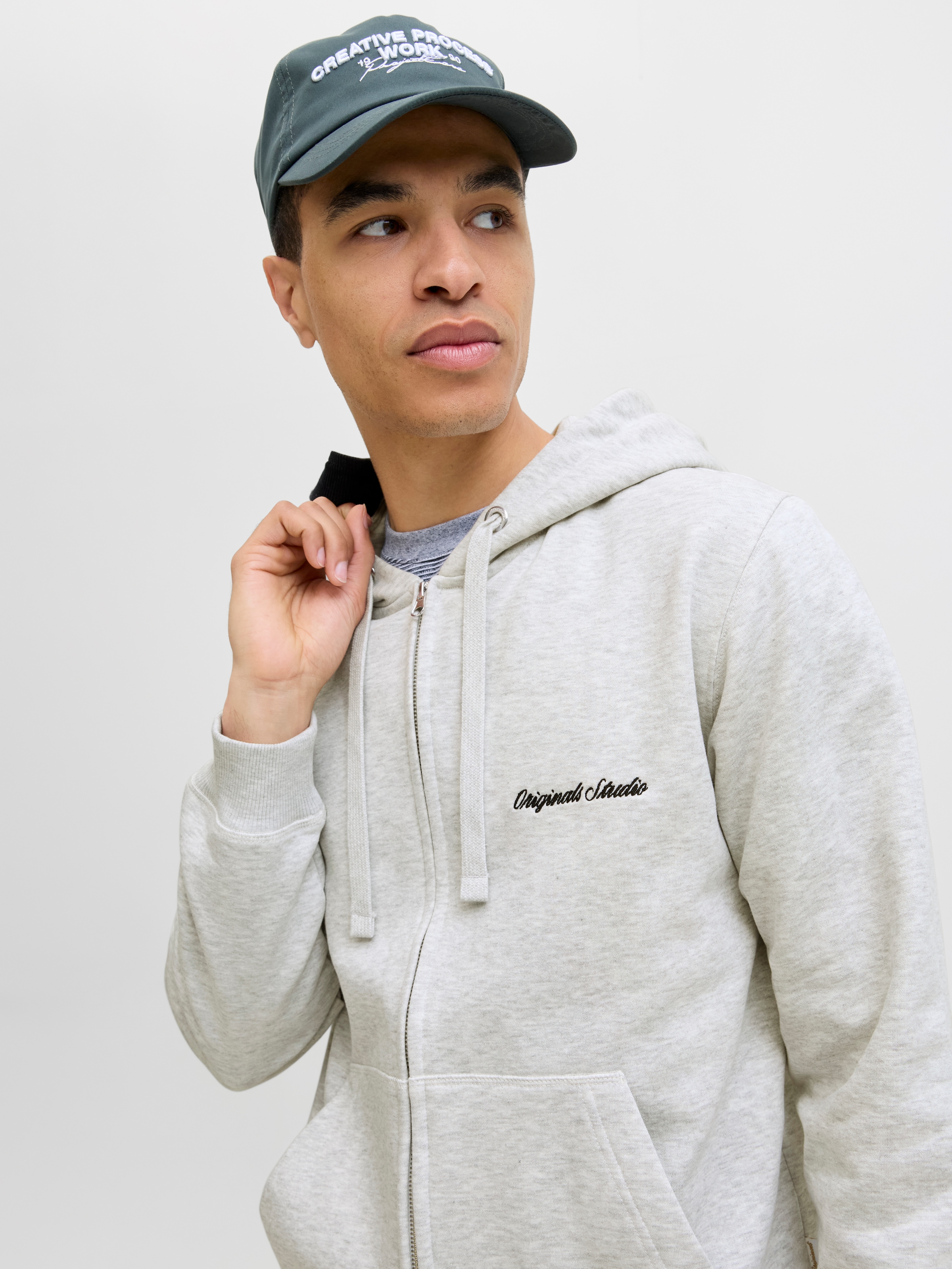 Jack & Jones Kapuzensweatshirt »JORNORREBRO EMB SWEAT ZIP HOOD NOOS«