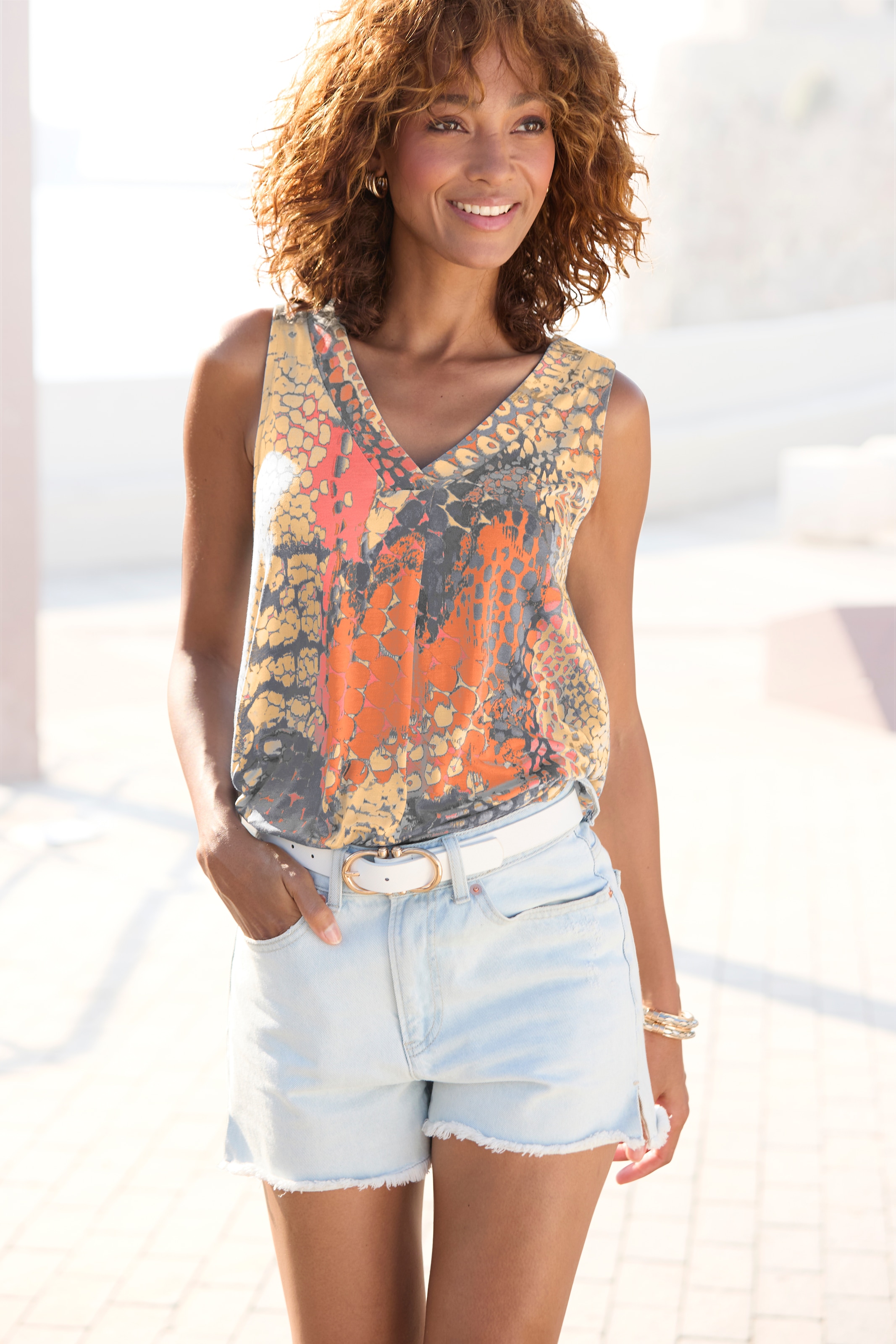 Image of Buffalo Strandtop mit Animalprint, sommerliches Blusentop mit V-Ausschnitt