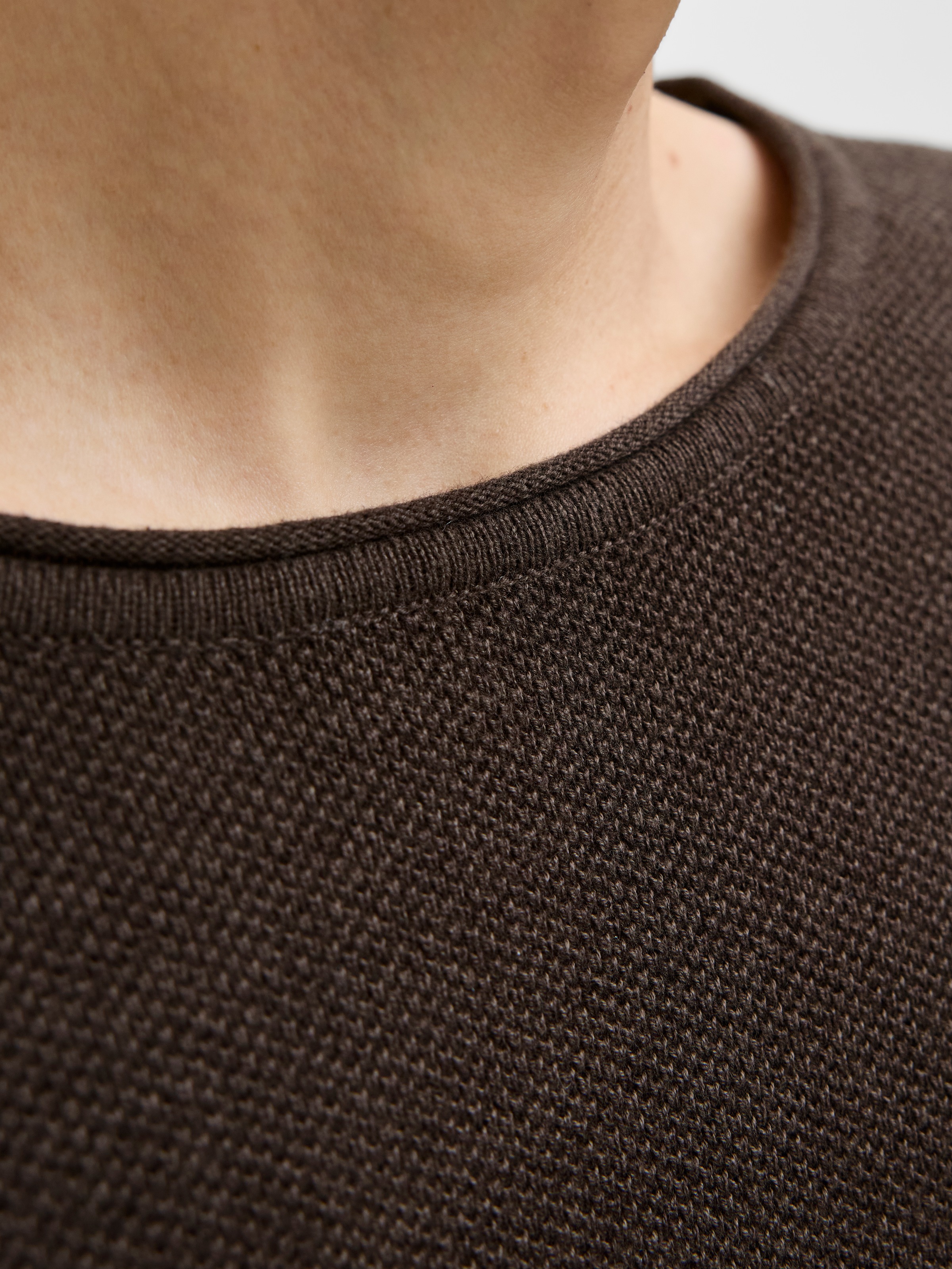 Jack & Jones Rundhalspullover »JJEHILL KNIT CREW NECK NOOS«, aus Strukturstrick