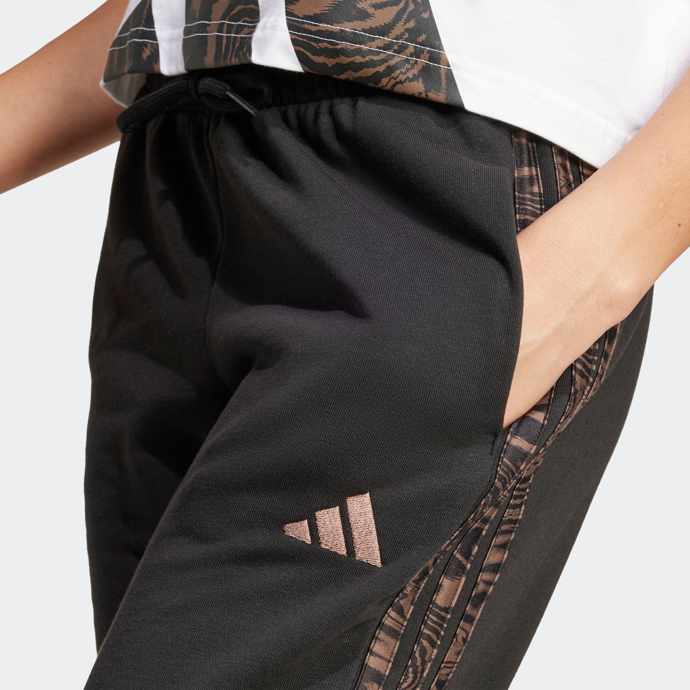 adidas Sportswear Sporthose »W ANML 3S FT PT«, (1 tlg.)