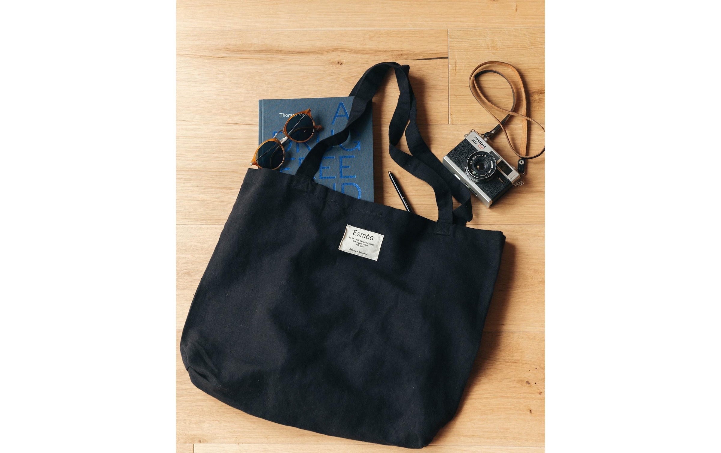 Esmée Schultertasche »Lora«