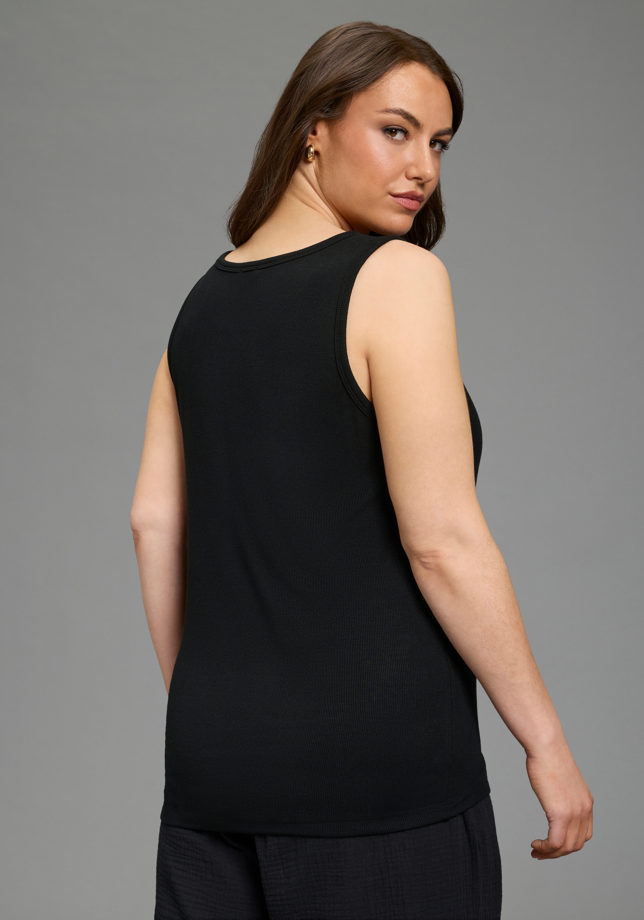 Laura Scott CURVE Tanktop figurbetonte Passform, aus Viskose und Elasthan, in Rippware