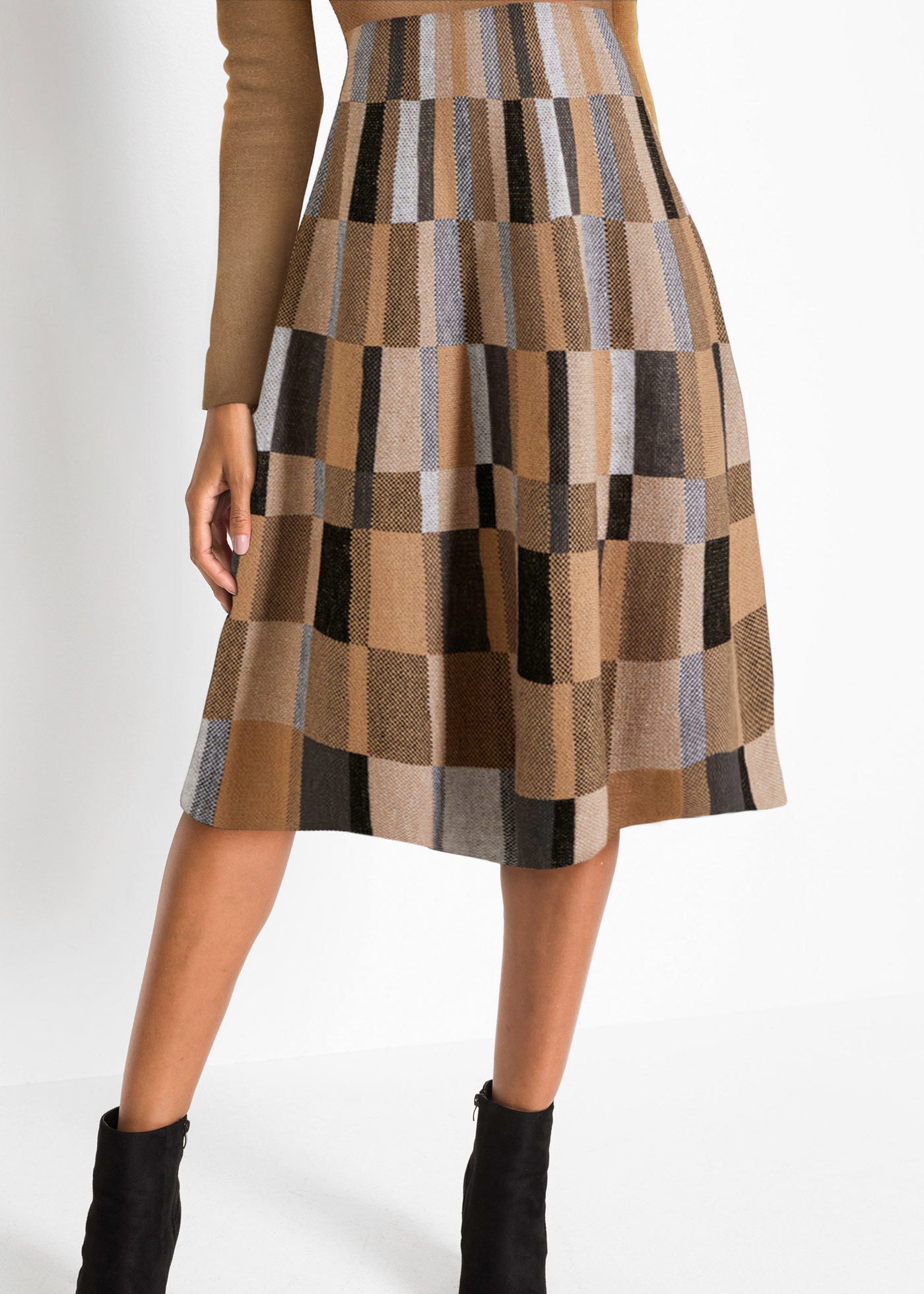 bonprix Robe en tricot »Ausgestelltes Jacquard-Strickkleid« aus Polyacryl, ausgestellte Passform, ausgestelltes Jacquard-Design