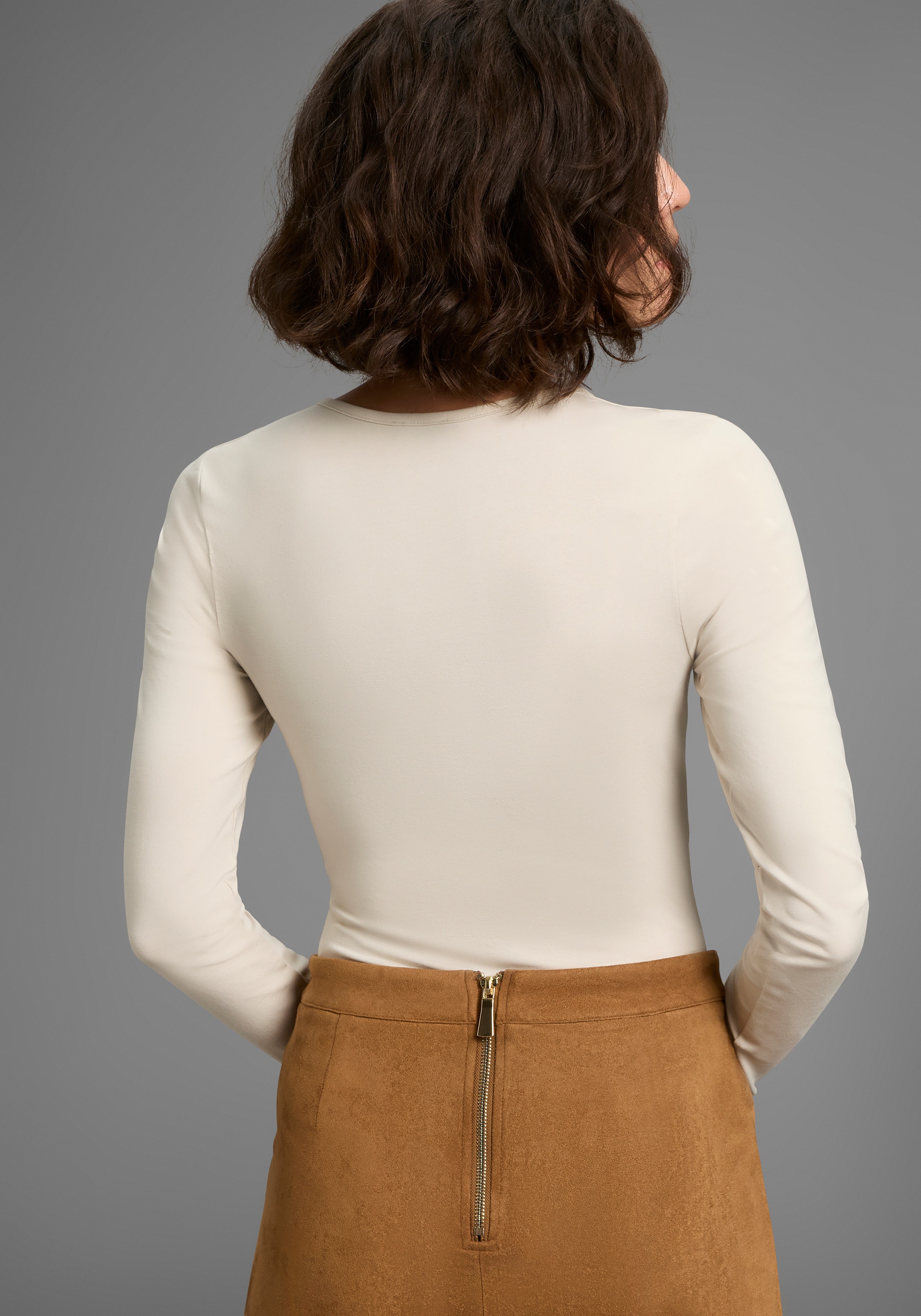 Laura Scott Langarmbody, mit modischem Karree-Ausschnitt - NEUE KOLLEKTION