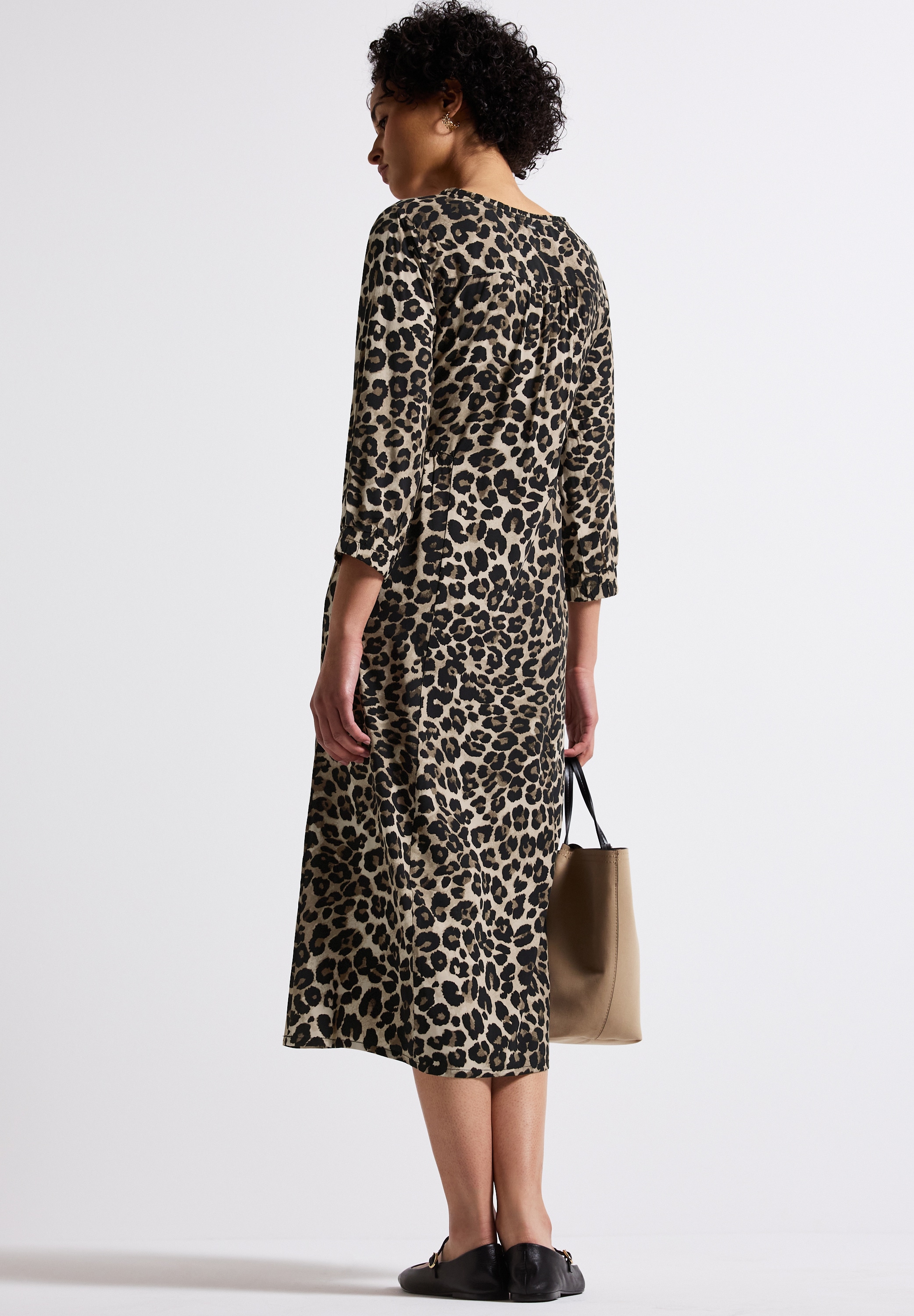 STREET ONE Midikleid, mit grafischem Muster und 3/4 -Arm