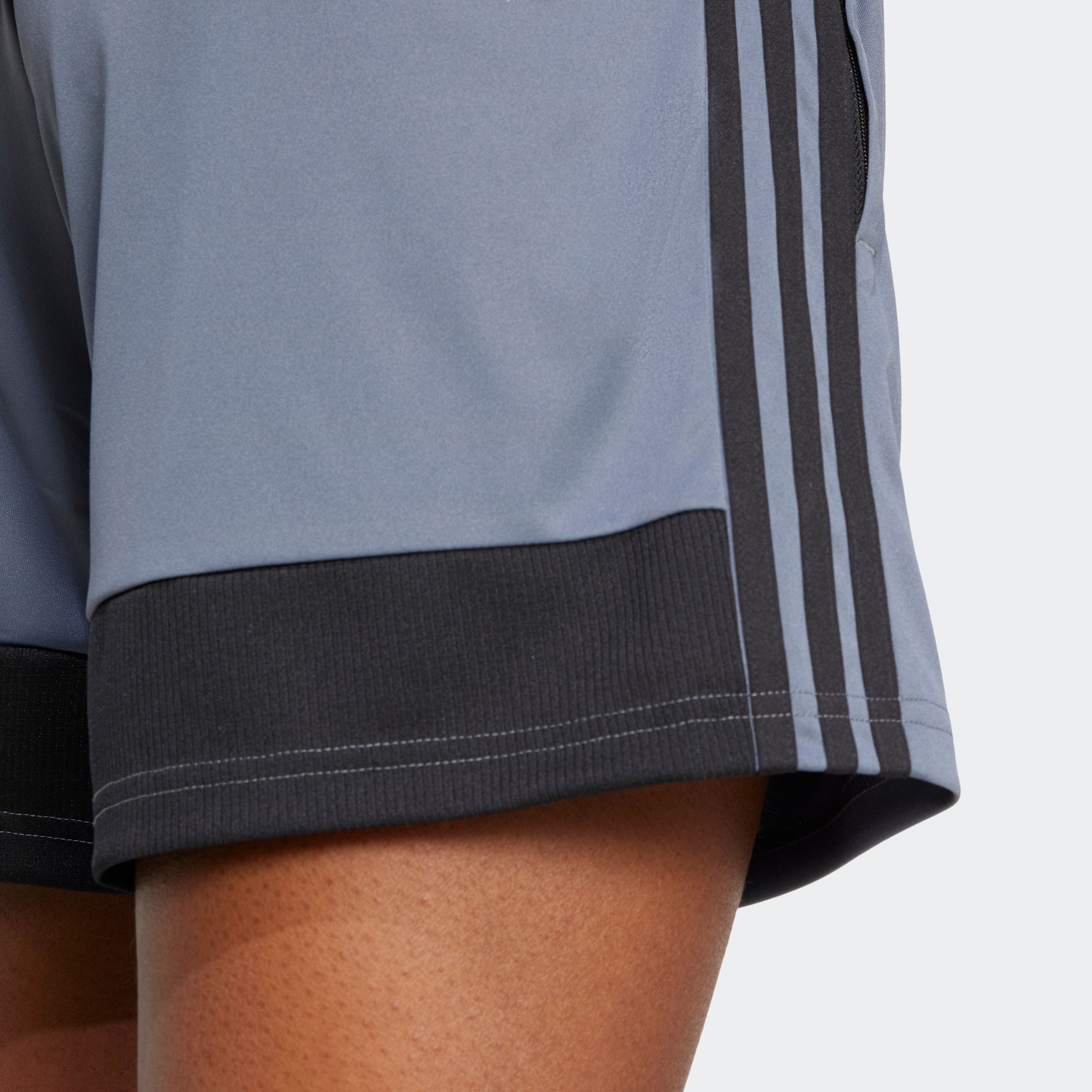 adidas Performance Trainingsshorts »TIRO ES SHO W«, (1 tlg.)