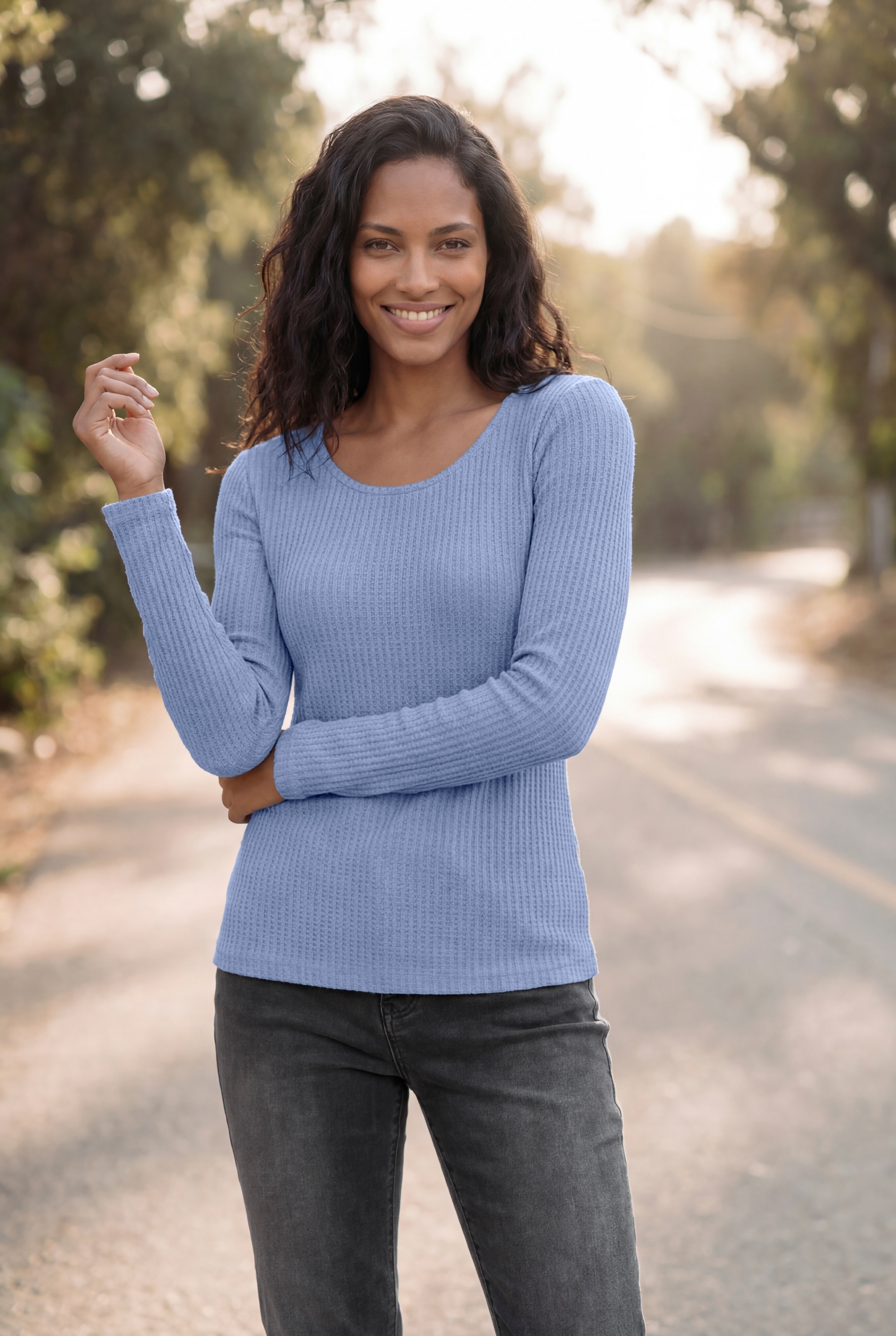 LASCANA T-shirt à manches longues »in modischer Piqué-Optik« en jersey gaufré doux, sans repassage