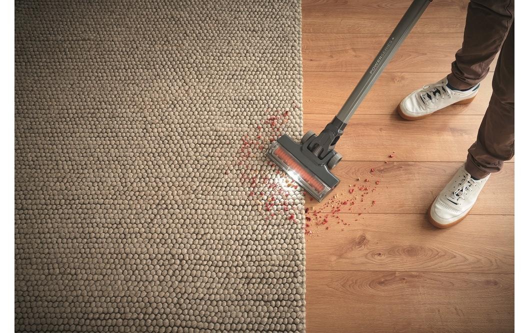 Black + Decker Akku-Hand-und Stielstaubsauger »BHFEA520J«