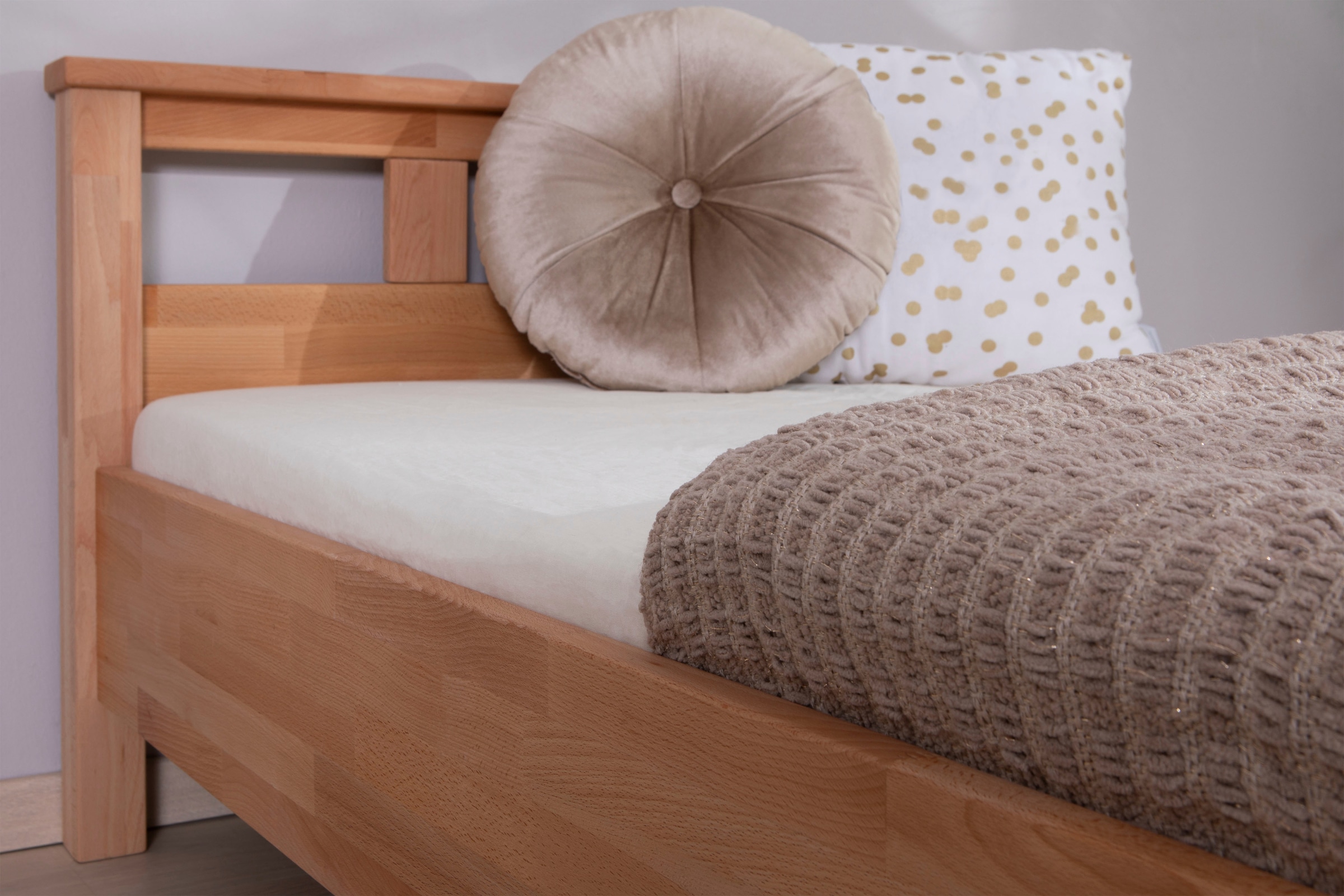Ticaa Massivholzbett »Merci«, Doppelbett, aus Buche Massivholz, inkl. Rollrost