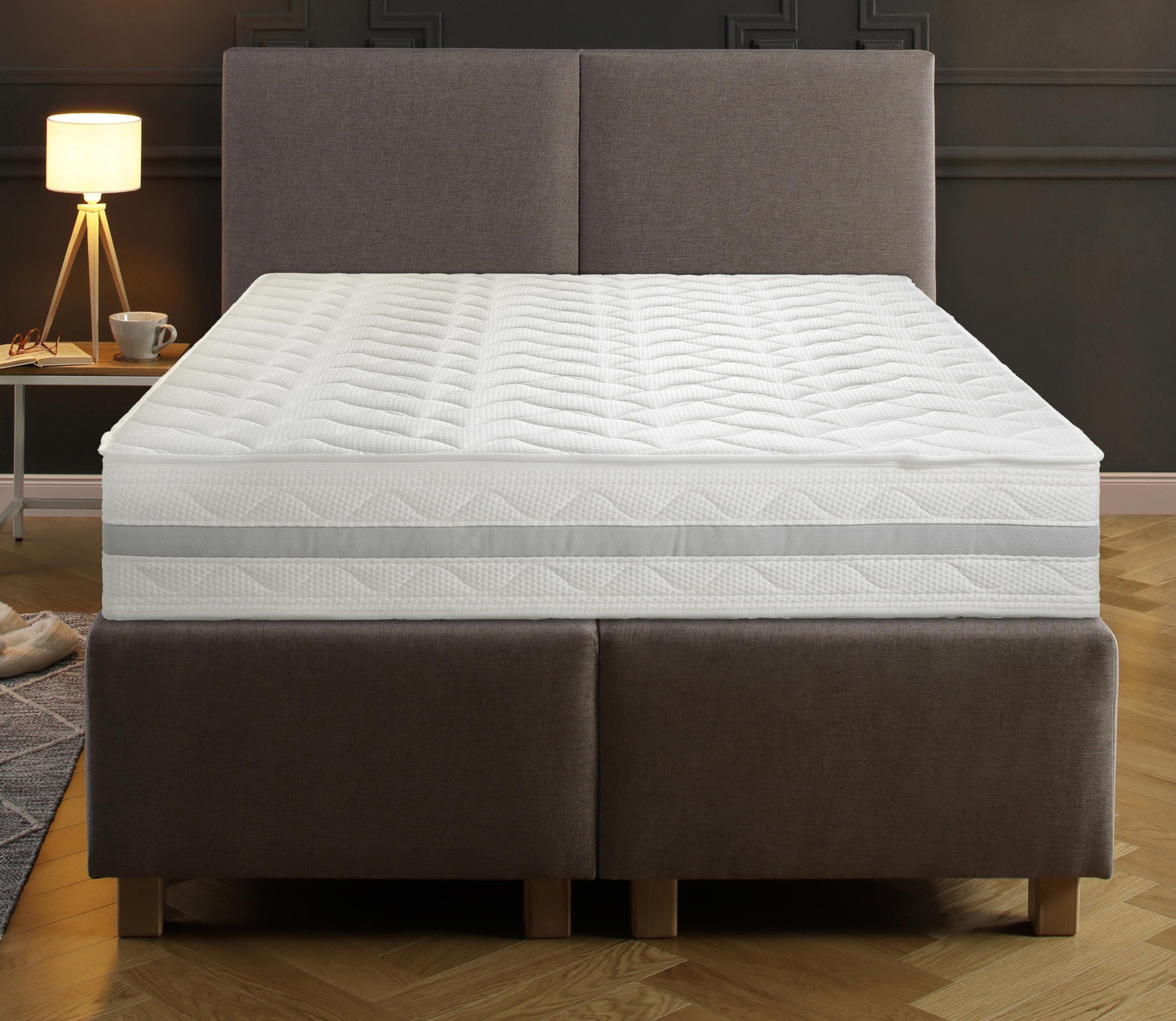 Breckle Northeim Kaltschaummatratze »Novum Plus«, 25 cm hoch, Raumgewicht: 55 kg/m³, (1 St.), atmungsaktive Matratze, 90x200 cm und weitere Grössen erhältlich