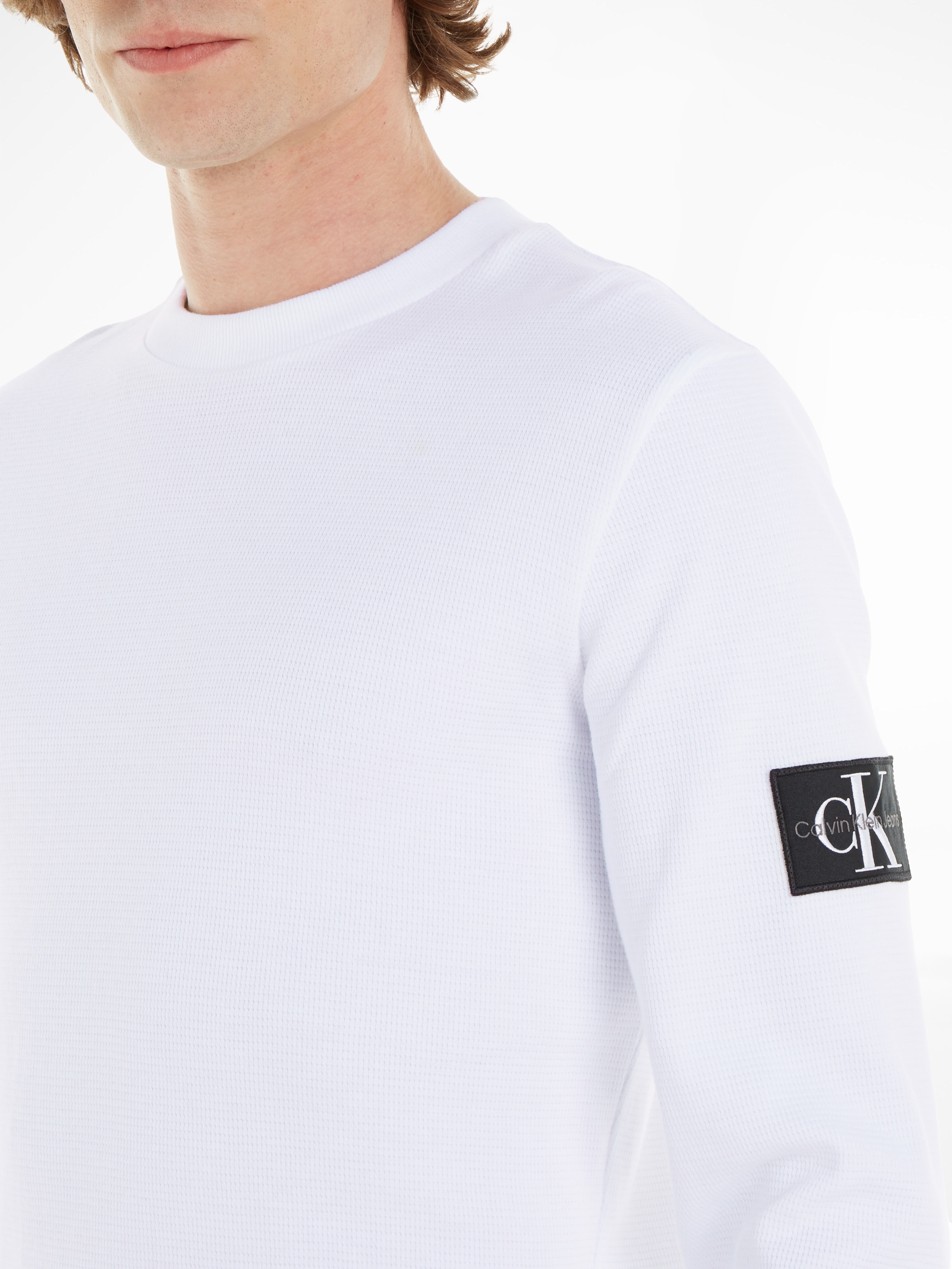 Calvin Klein Jeans Langarmshirt »BADGE WAFFLE LS TEE«, mit Logopatch