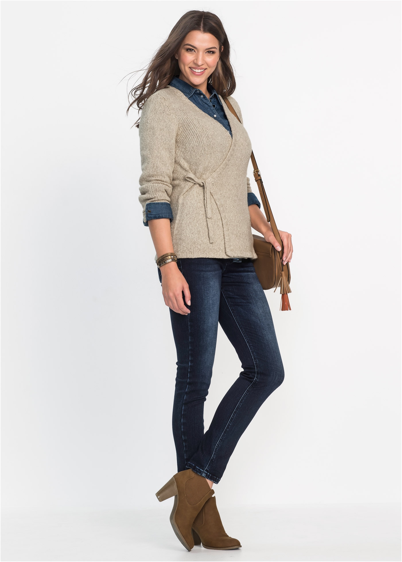 bonprix Jeans push-up Five-Pocket Style, leichte used Optik, hoher elastischer Anteil