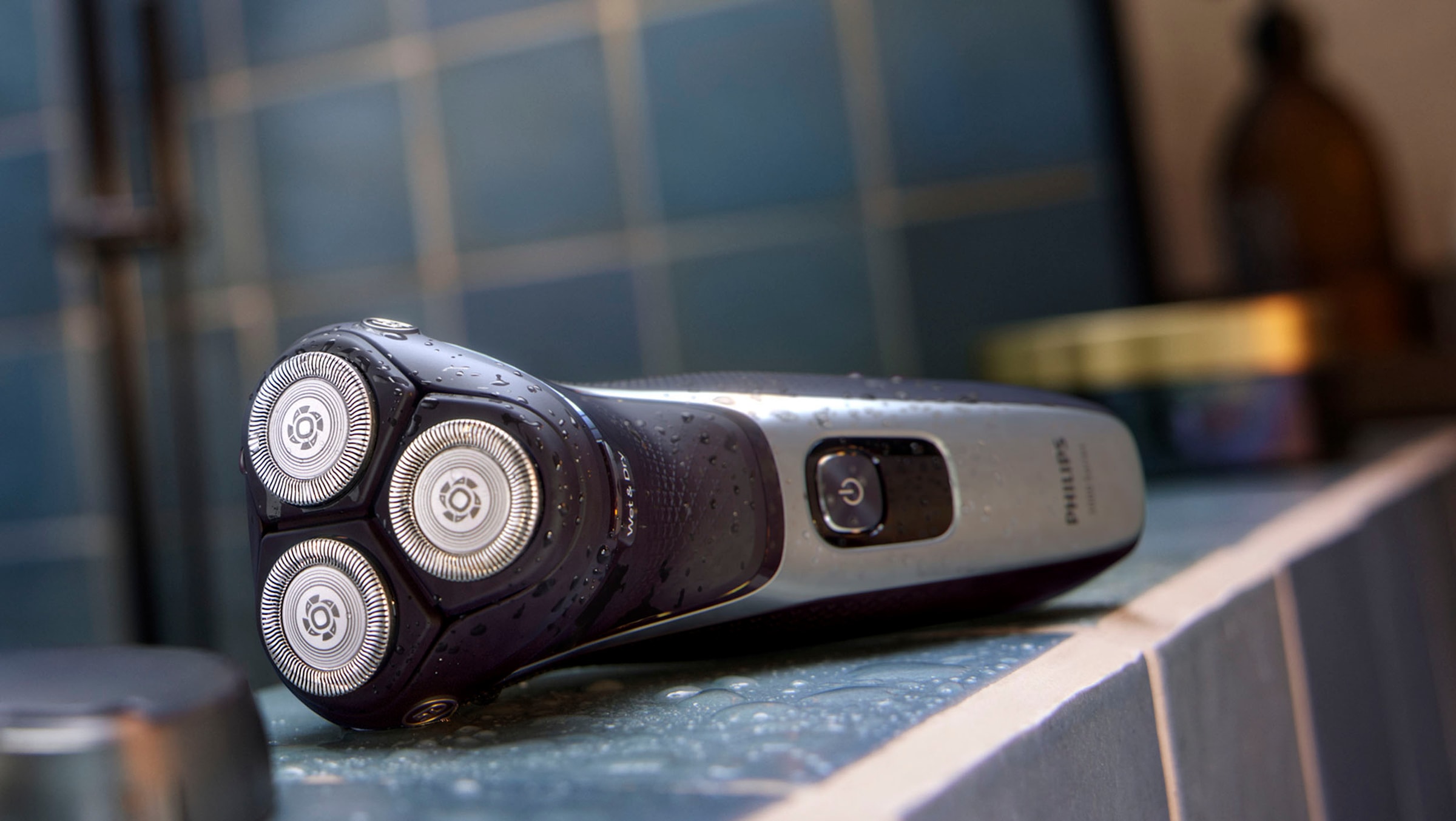 Philips Rasoirs électriques »Shaver Series 3000 S3143/00« 1 cuis Aufsätze Tondeuse de précision escamotable 5-dimensional bewegl. Flex-Scherköpfe, Schutzkappe
